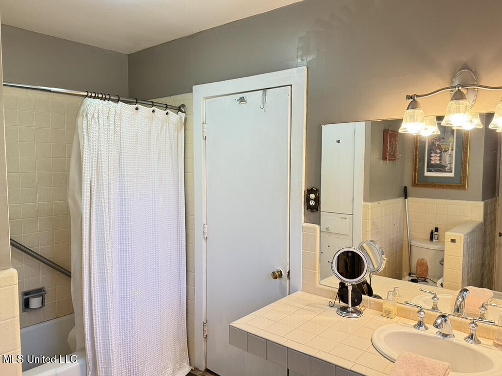 216 Lower Woodville Road Property Photo 15