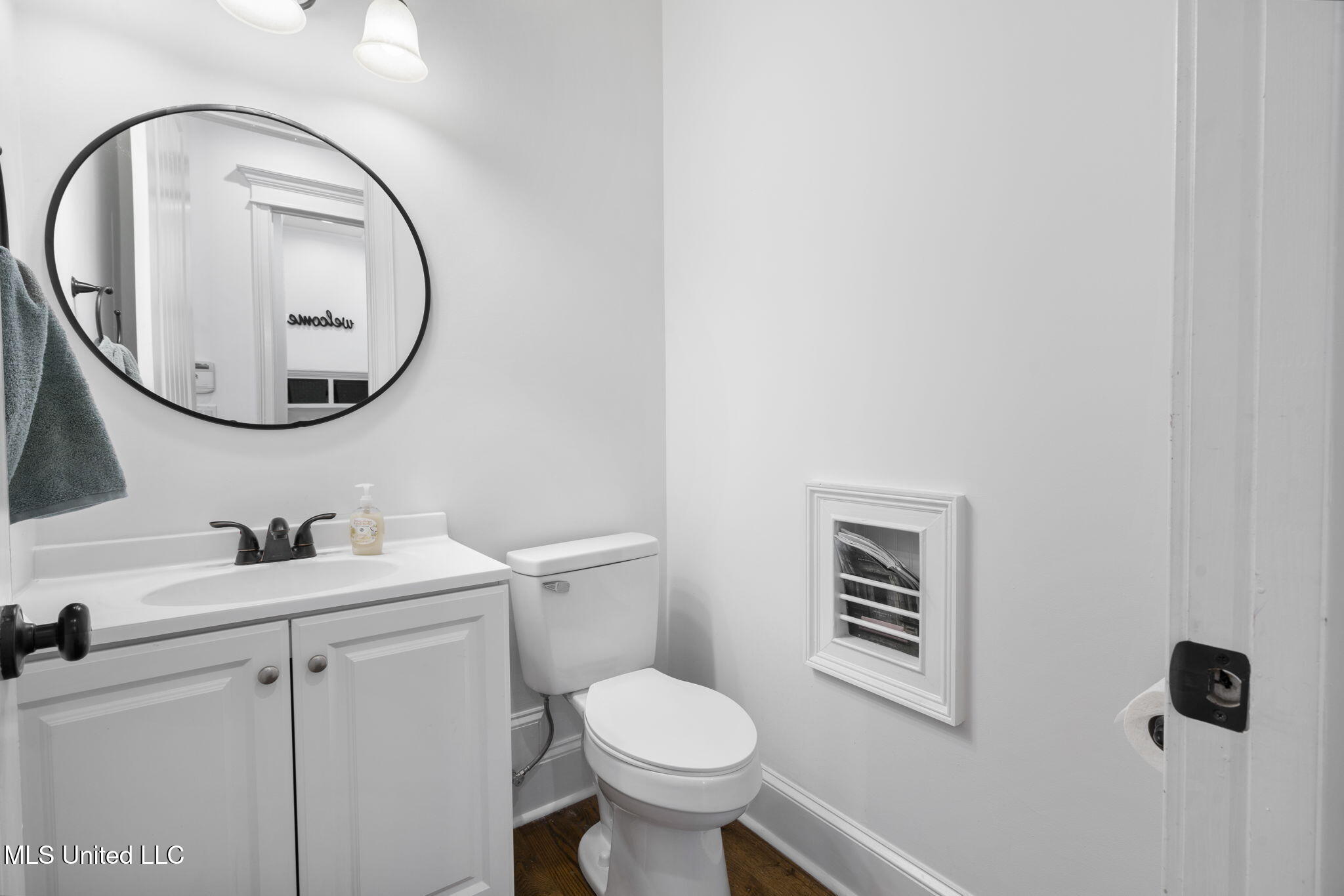 566 E Shadow View Drive Property Photo 21