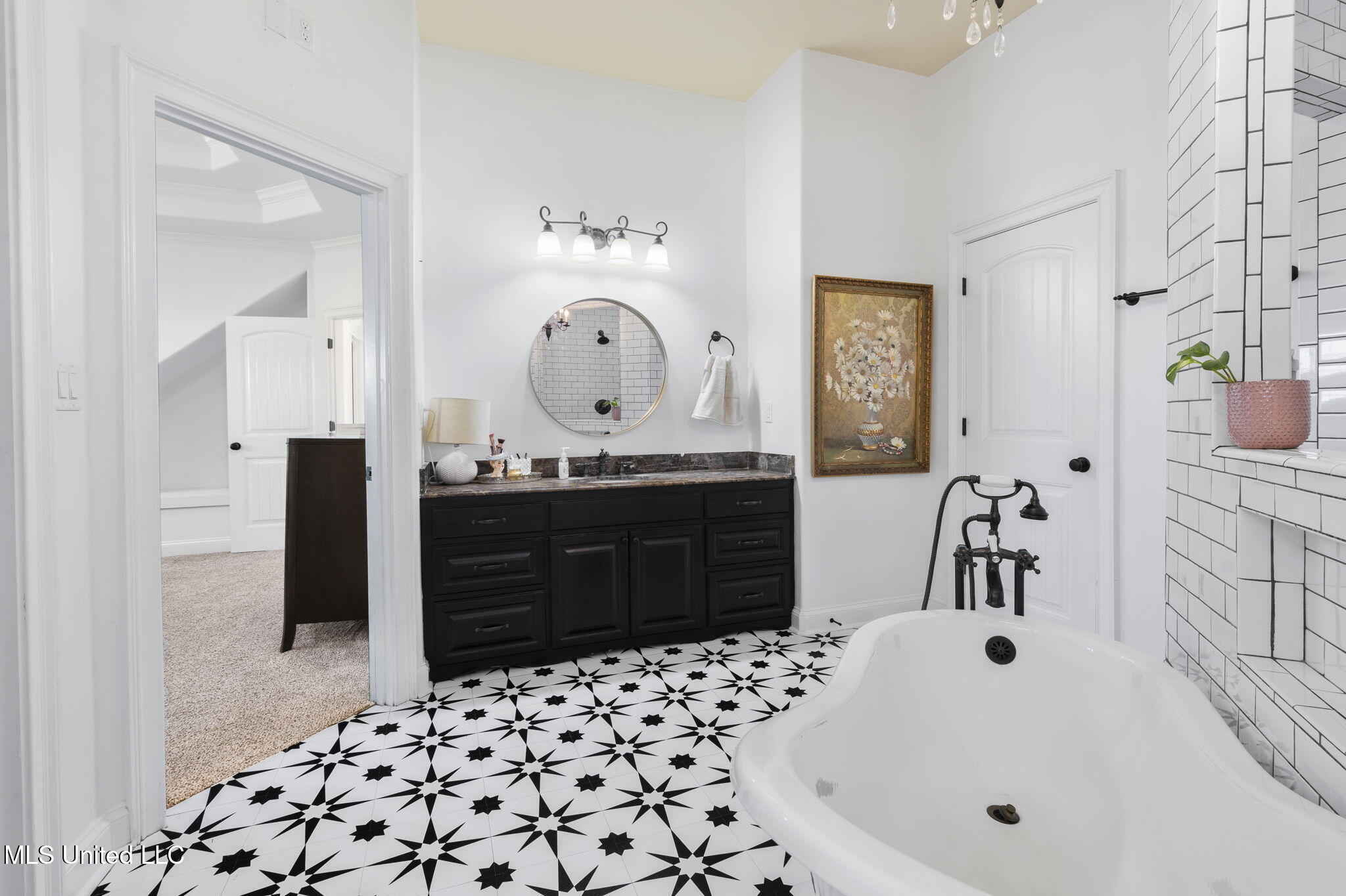 566 E Shadow View Drive Property Photo 29