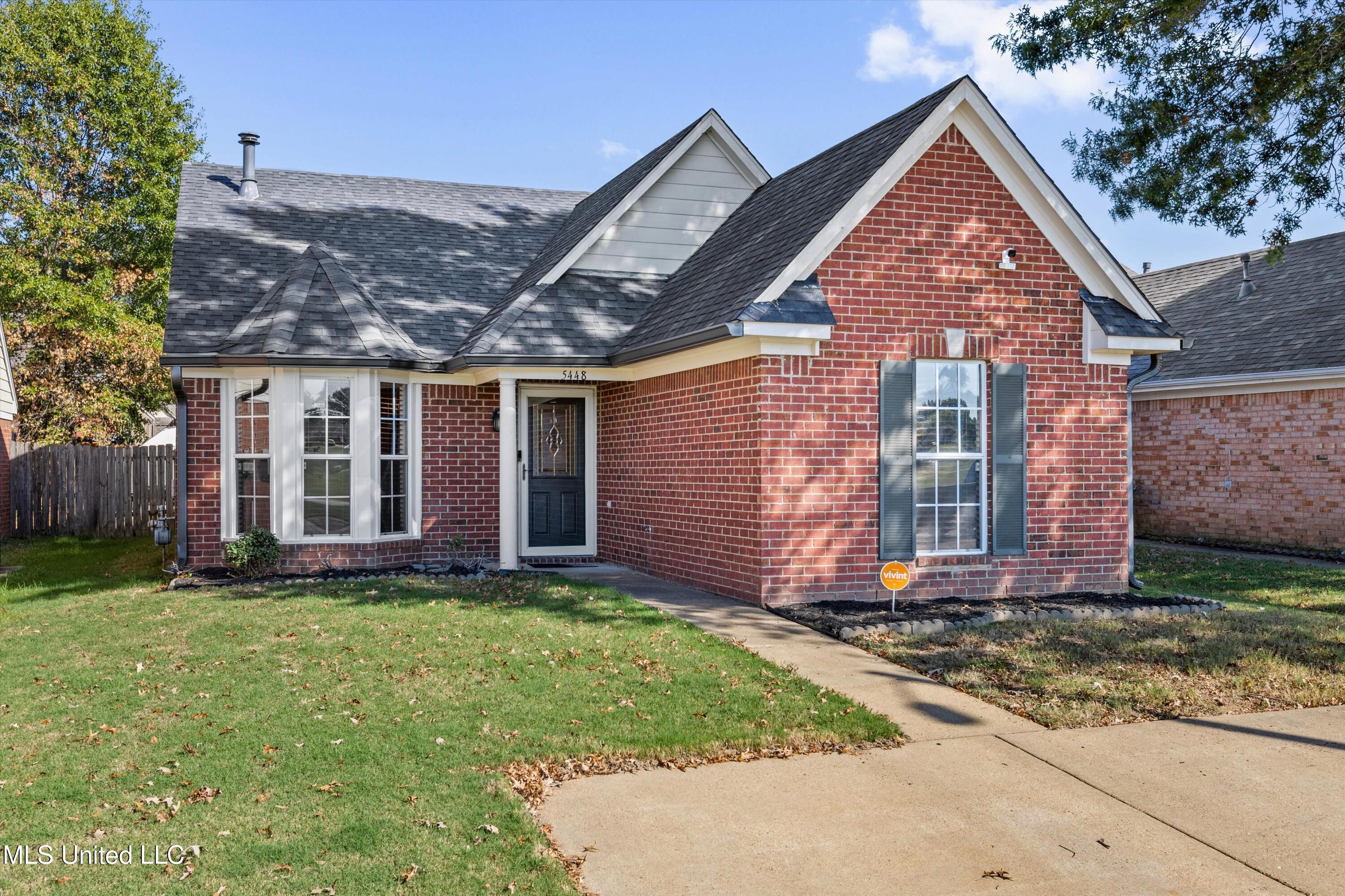 5448 Pollard Drive Property Photo 2