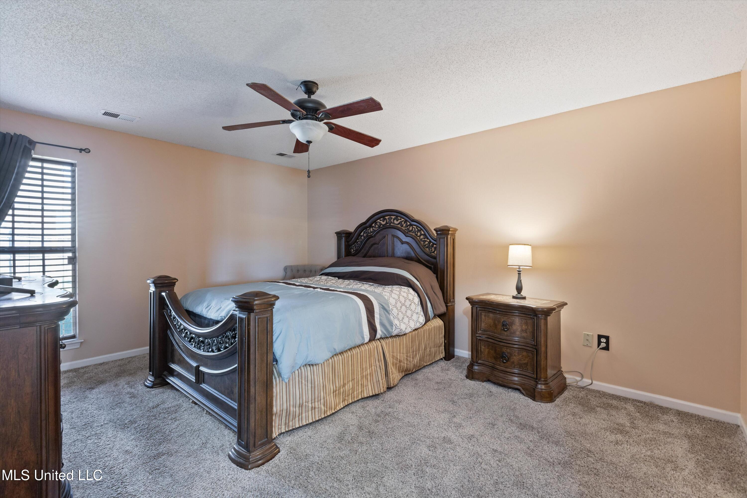 5448 Pollard Drive Property Photo 14