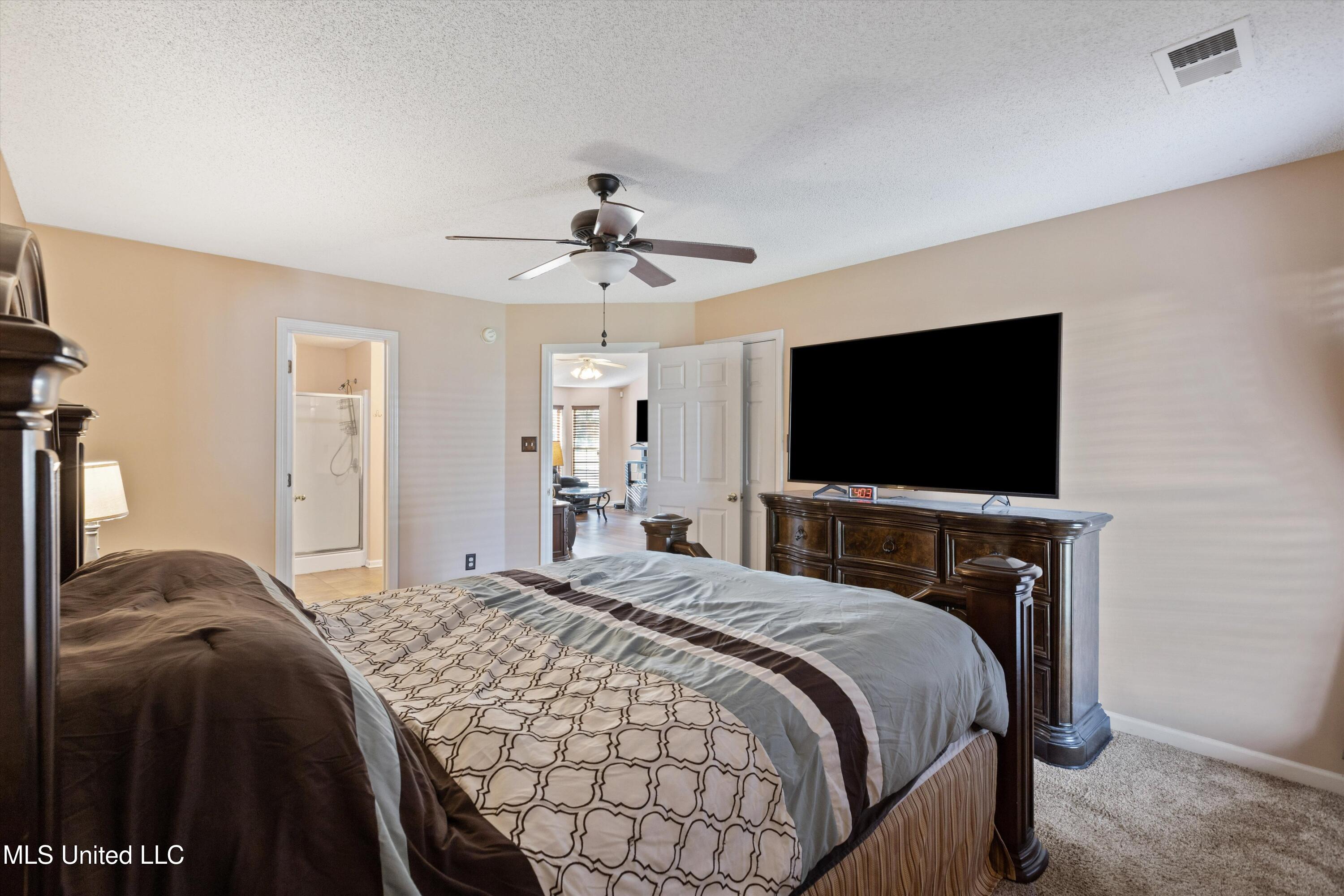 5448 Pollard Drive Property Photo 15