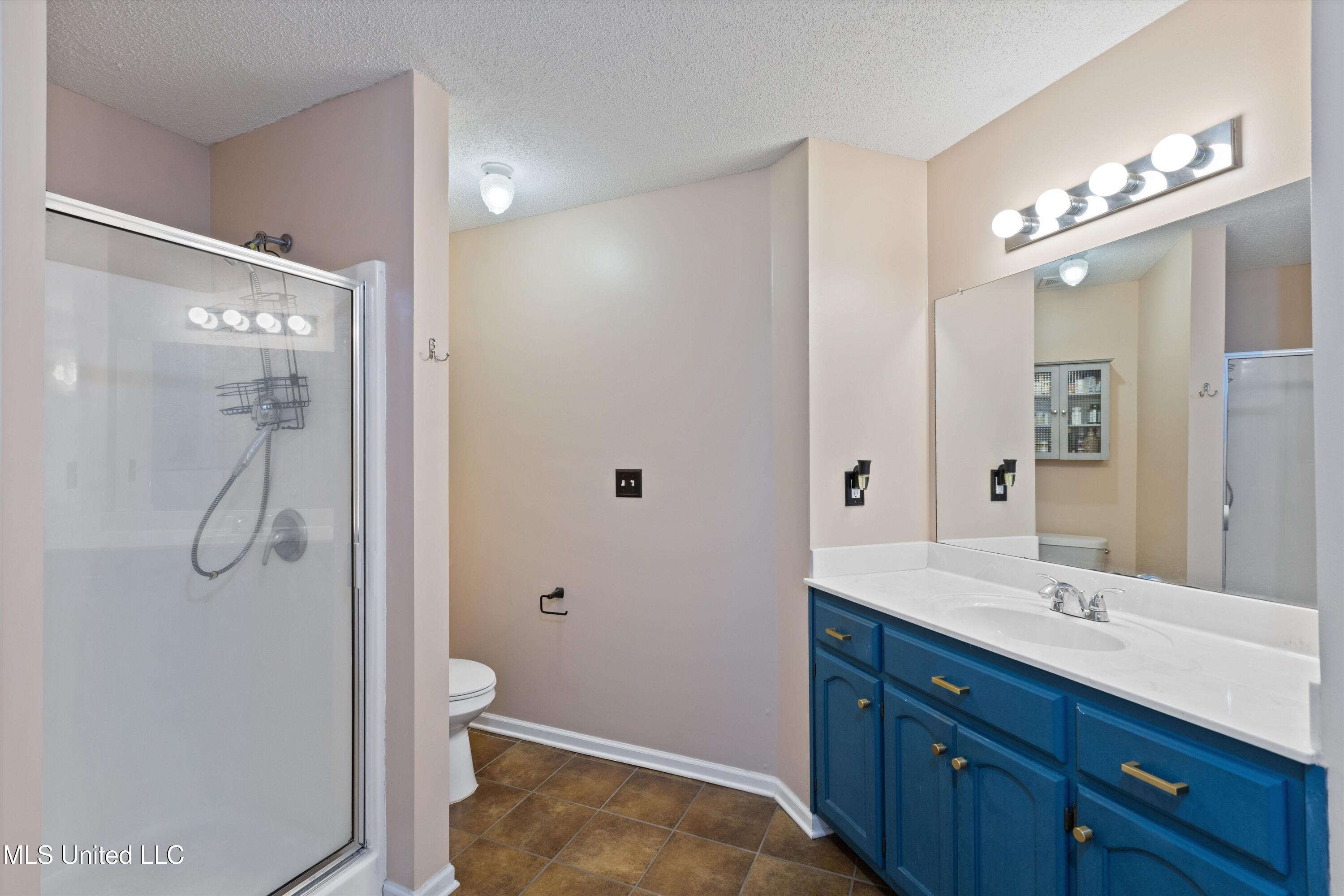 5448 Pollard Drive Property Photo 16