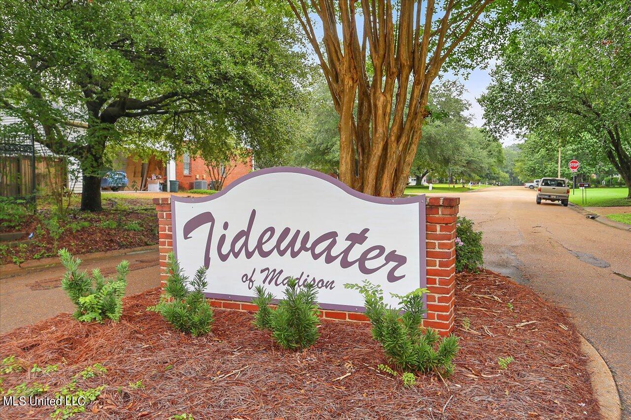 3104 Bridgeport Lane Property Photo 2