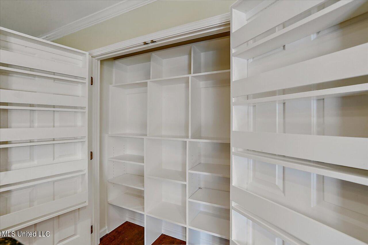 3104 Bridgeport Lane Property Photo 7