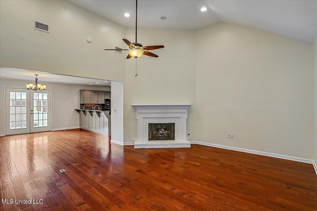 3104 Bridgeport Lane Property Photo 10