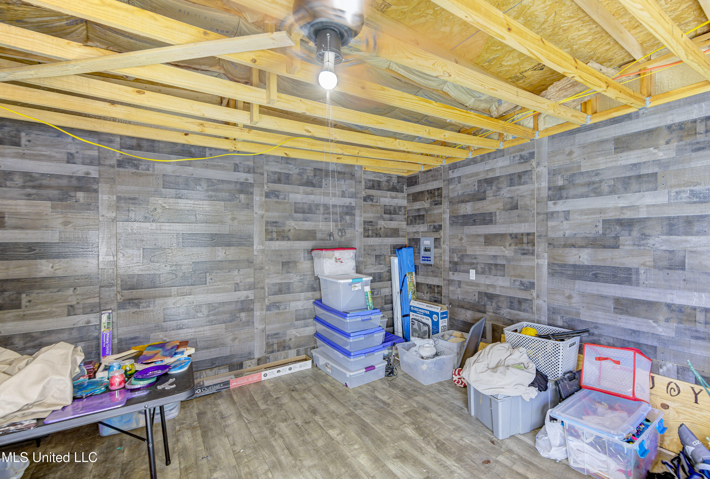 320 Roy Young Road Property Photo 9