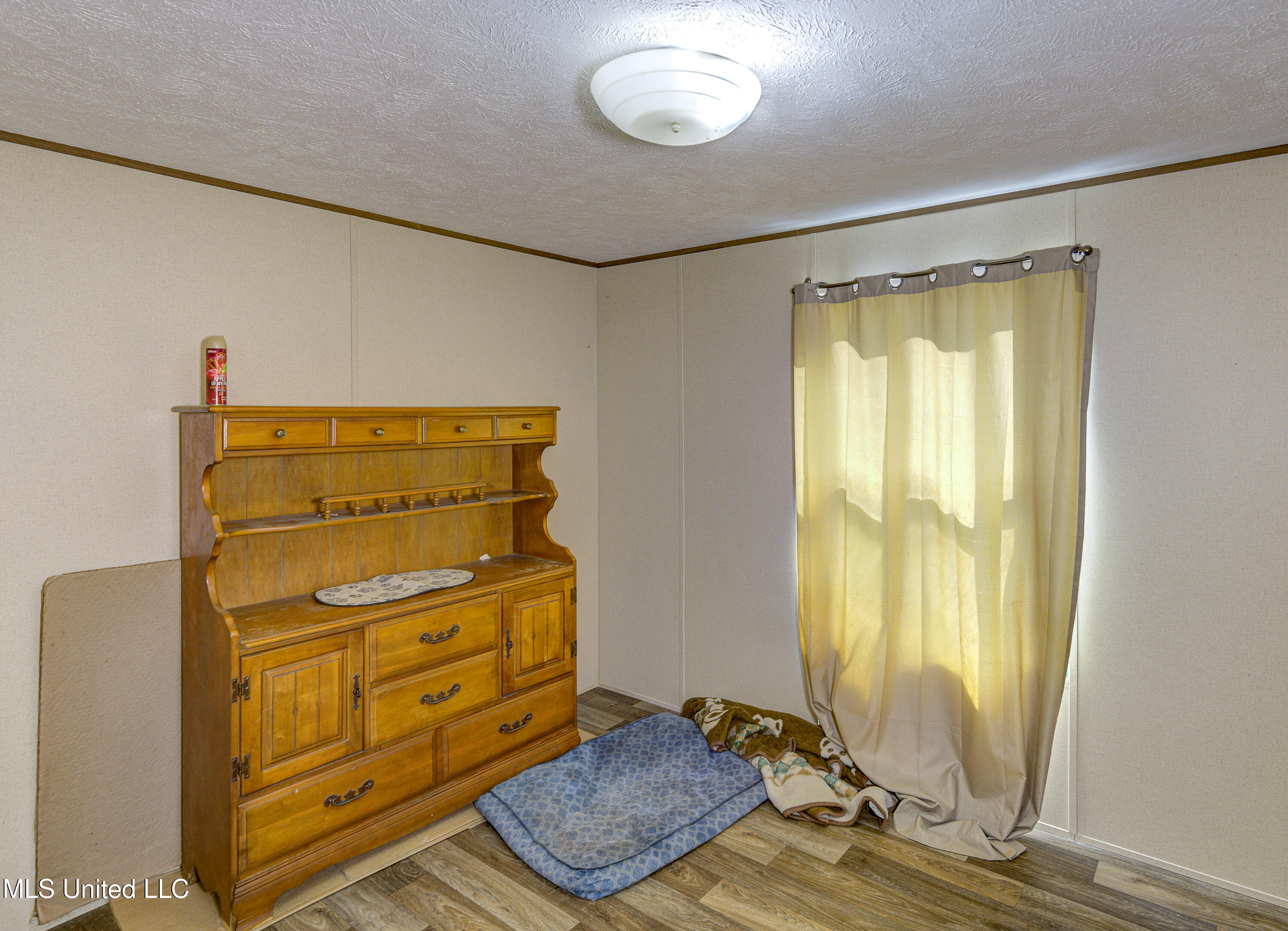 320 Roy Young Road Property Photo 13