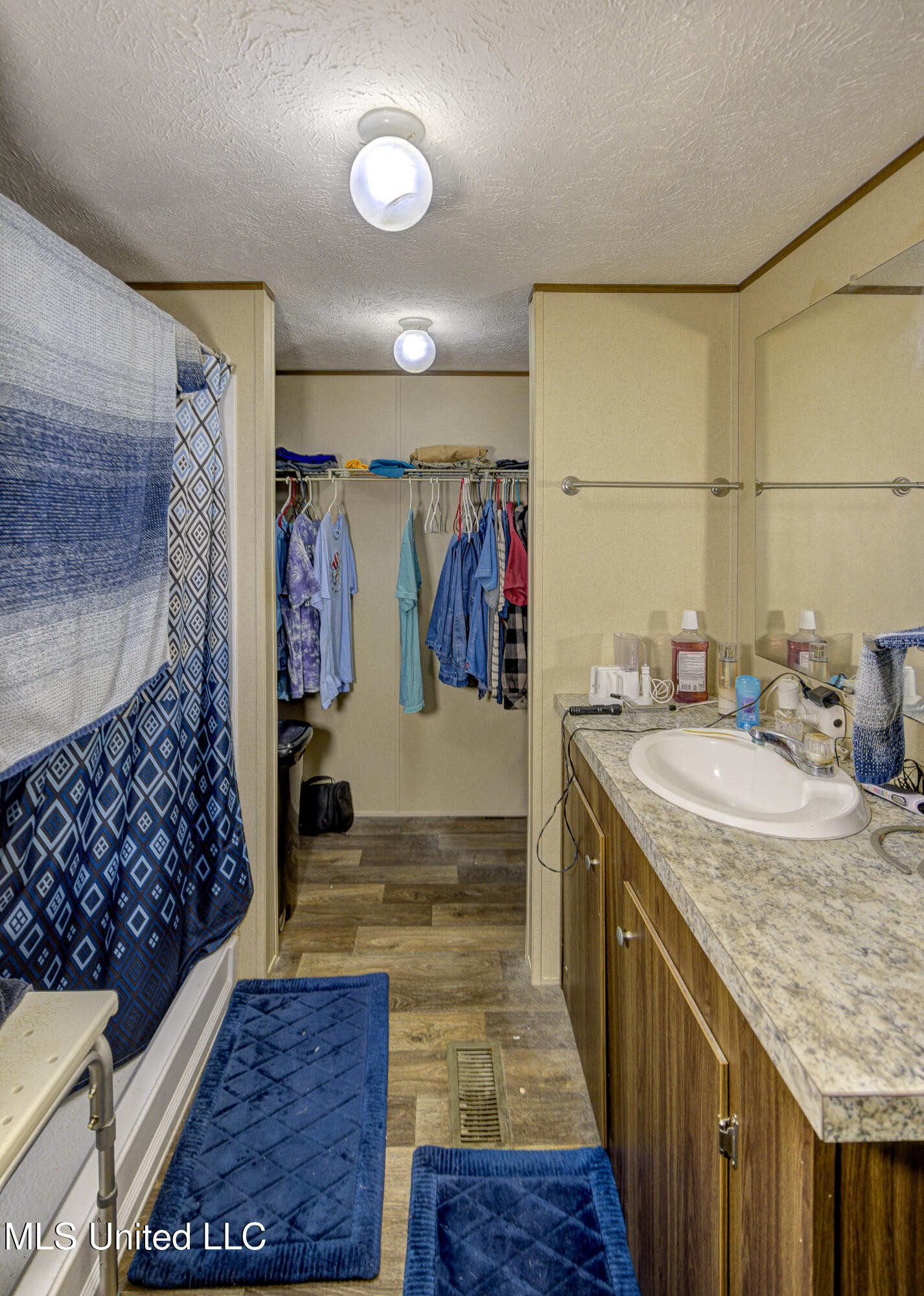 320 Roy Young Road Property Photo 17