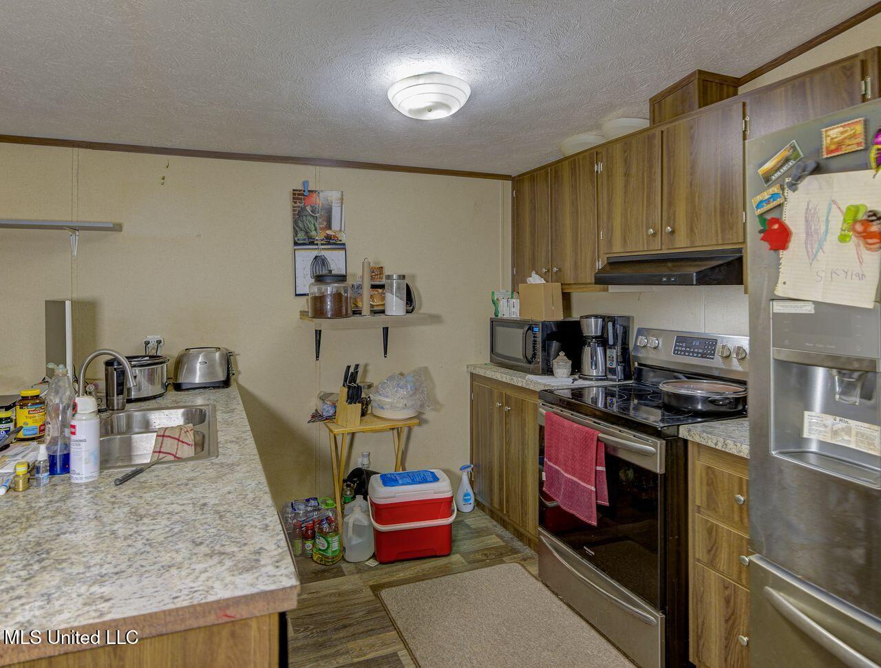 320 Roy Young Road Property Photo 27