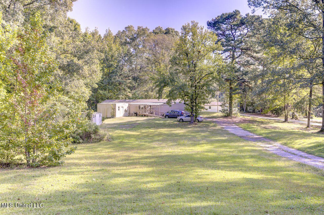 320 Roy Young Road Property Photo 32