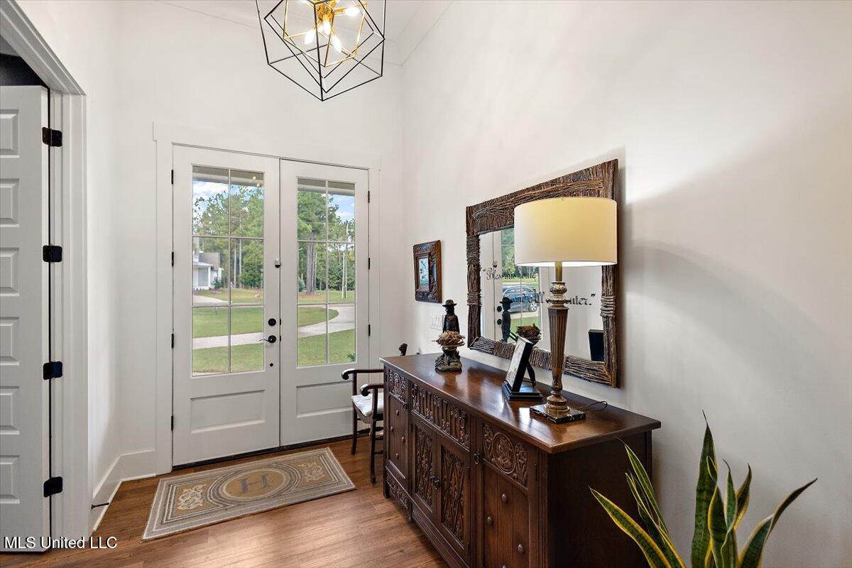 488 Viewpointe Way Property Photo 5