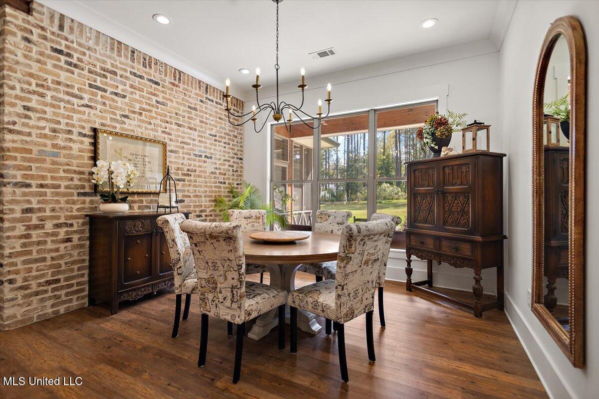 488 Viewpointe Way Property Photo 12