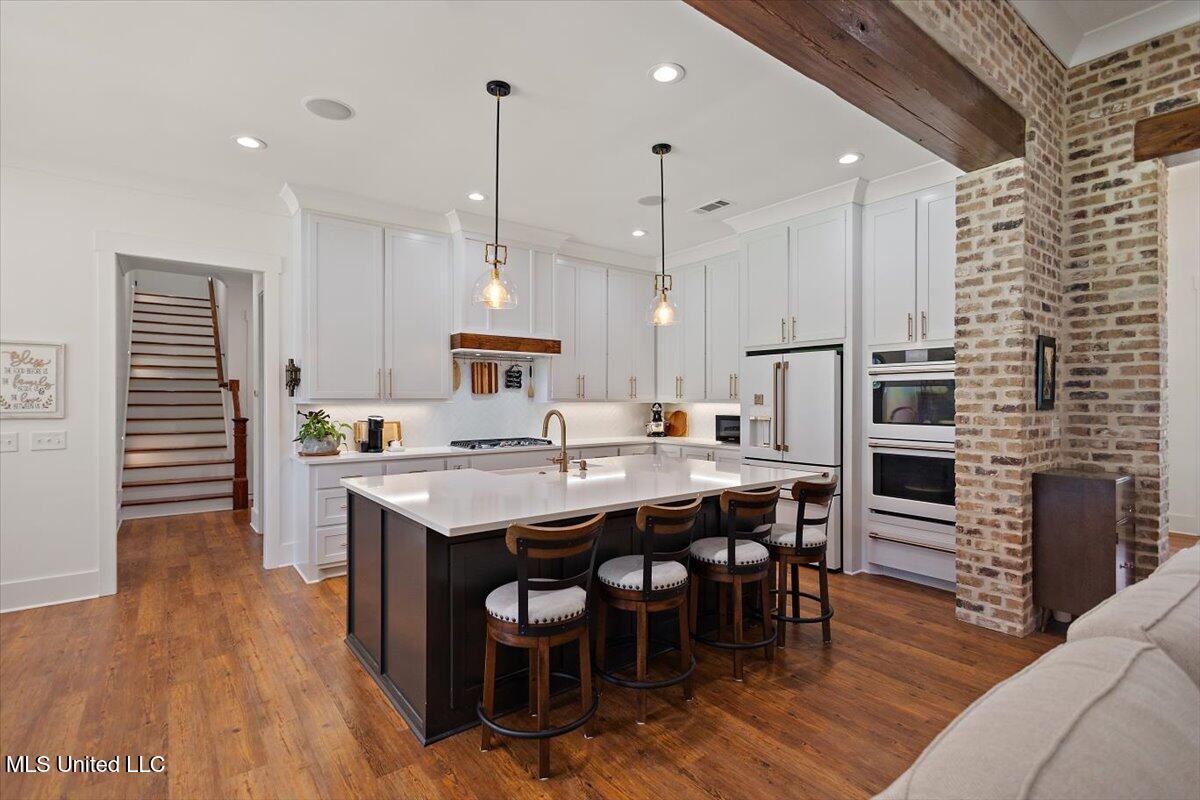 488 Viewpointe Way Property Photo 13