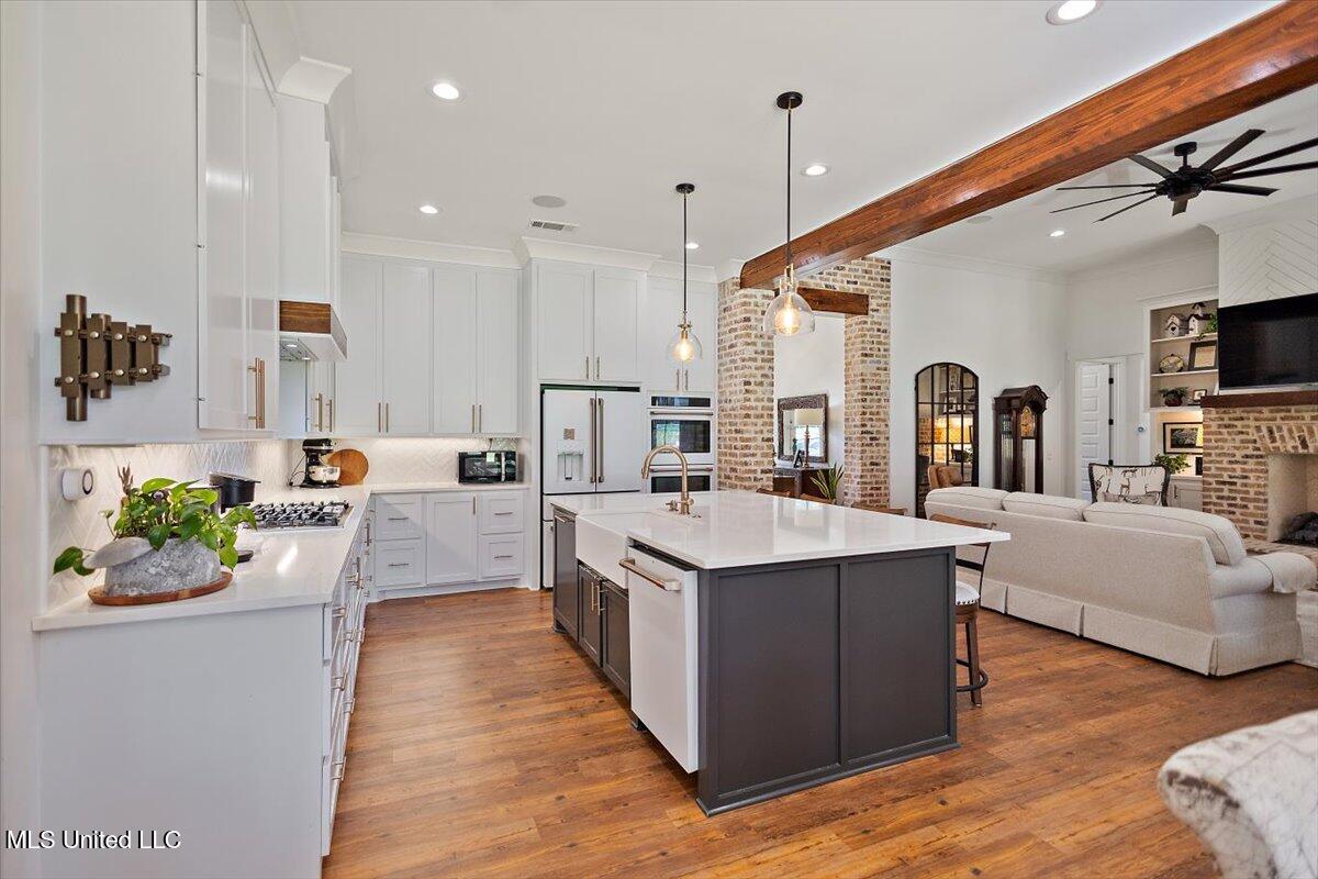 488 Viewpointe Way Property Photo 15