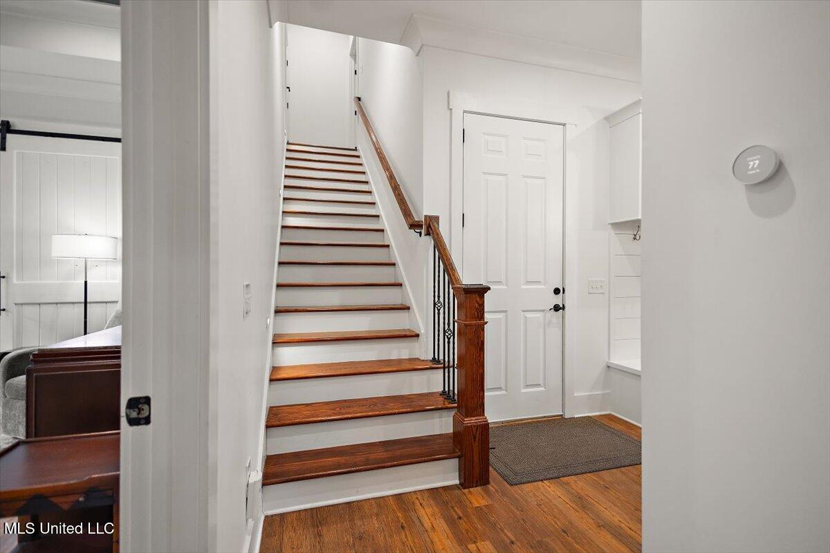 488 Viewpointe Way Property Photo 30