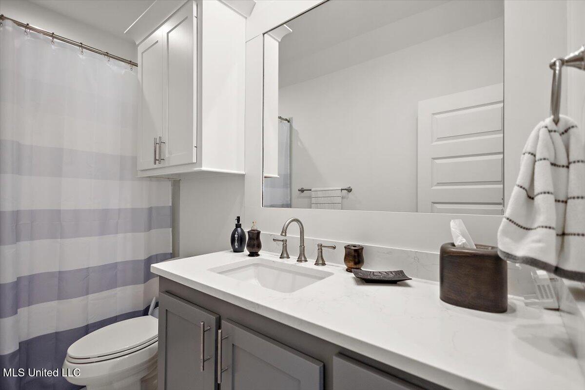 488 Viewpointe Way Property Photo 38