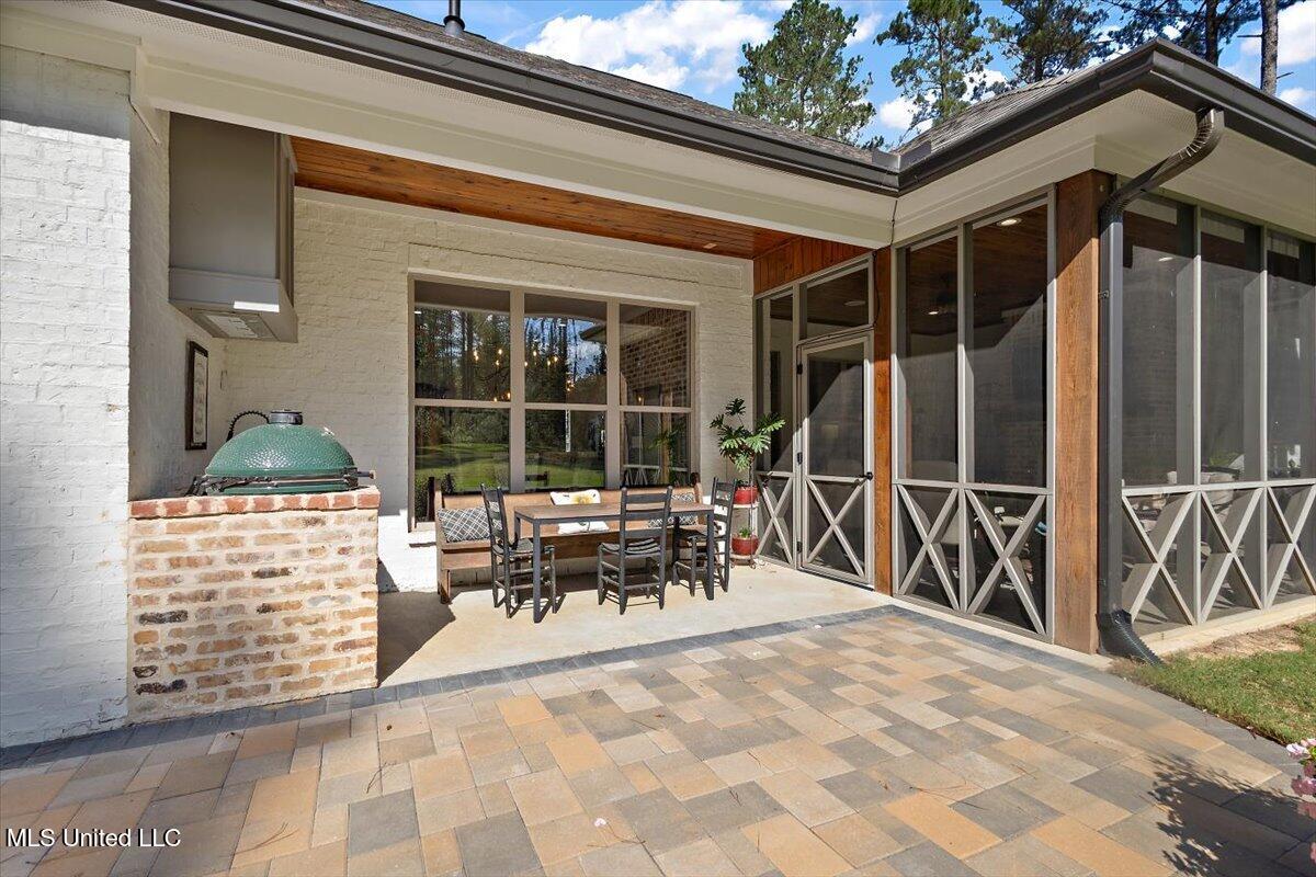 488 Viewpointe Way Property Photo 44