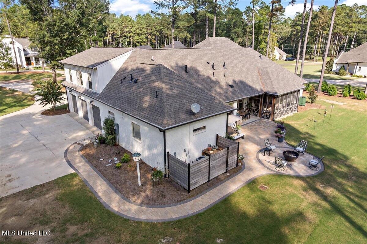 488 Viewpointe Way Property Photo 54