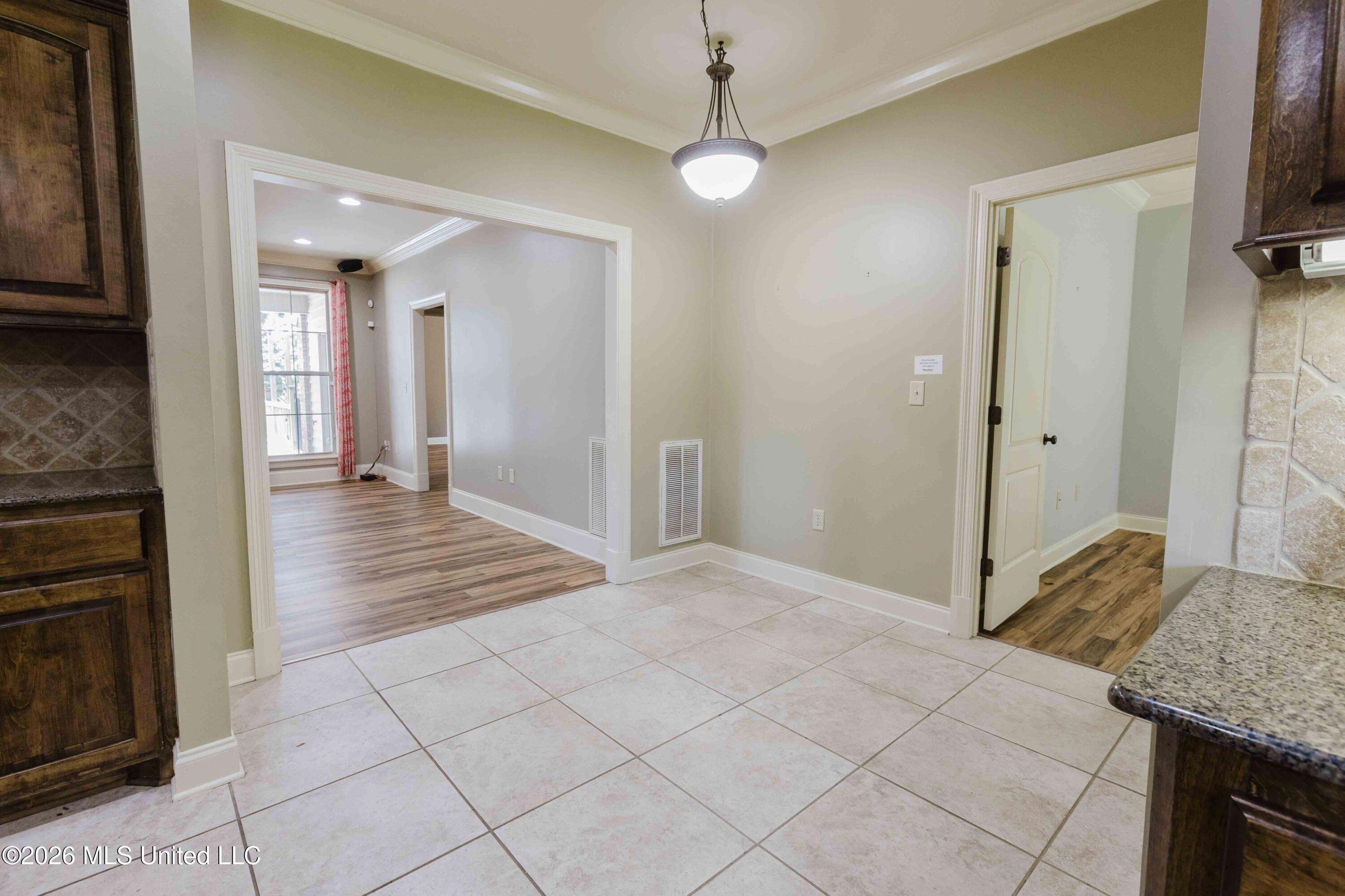 101 Sandstone Drive Property Photo 17
