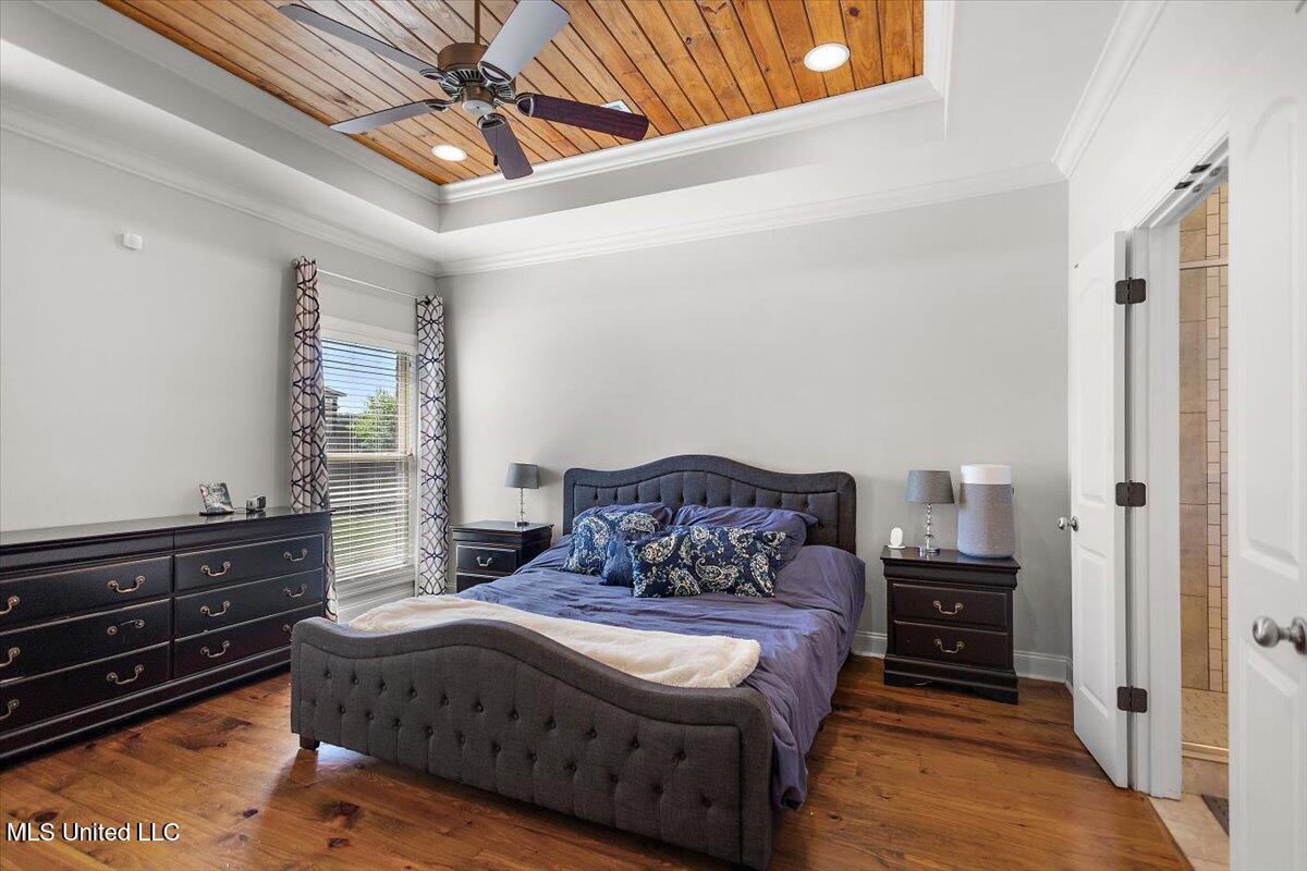 410 Duke Court Property Photo 17