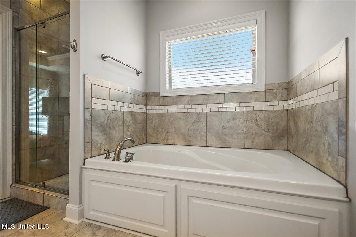 410 Duke Court Property Photo 20