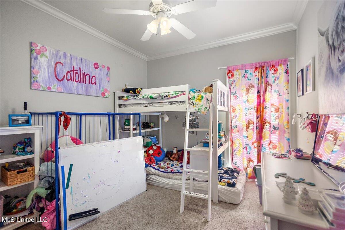 410 Duke Court Property Photo 23