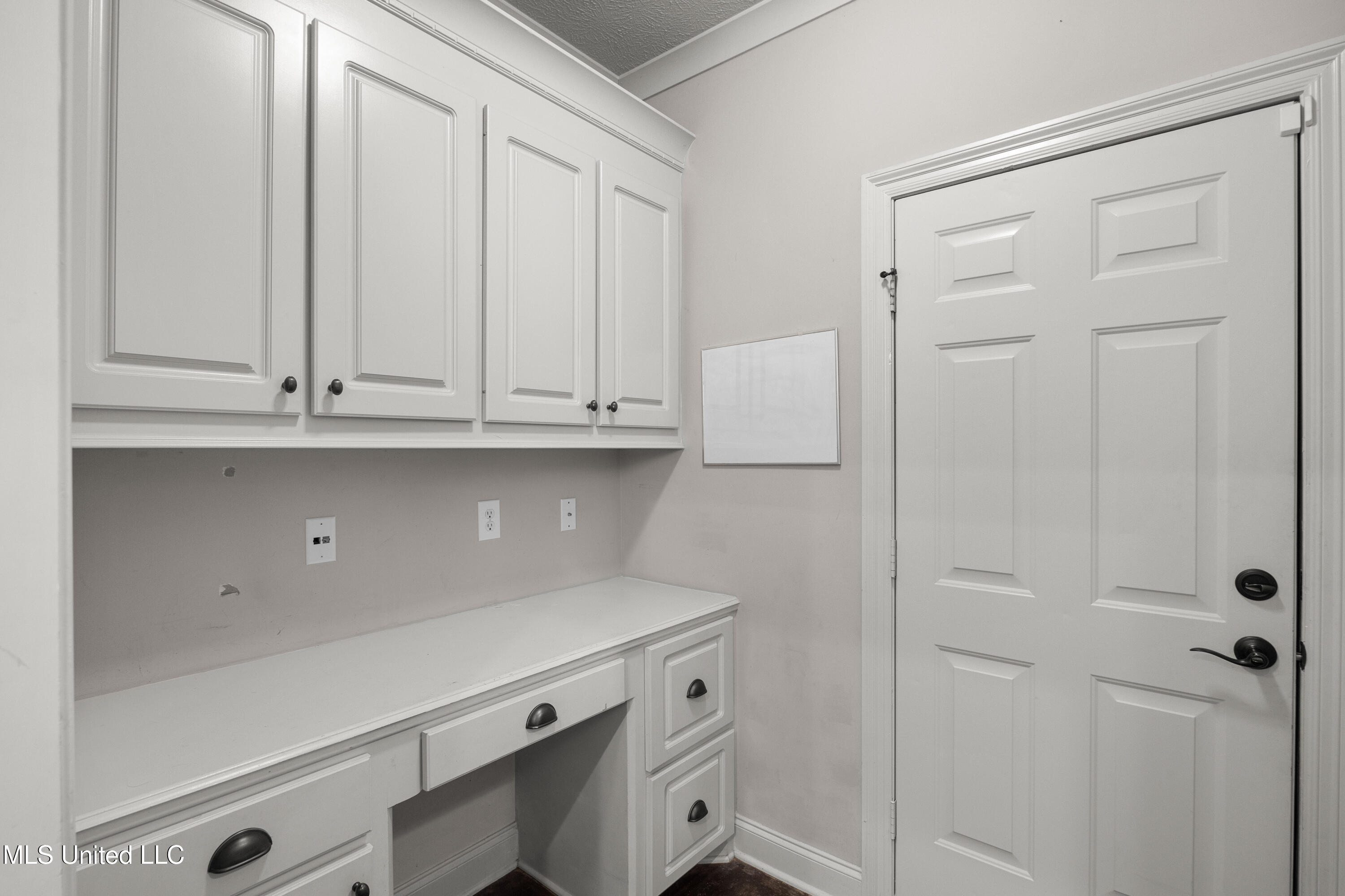 531 Willow Valley Circle Property Photo 12