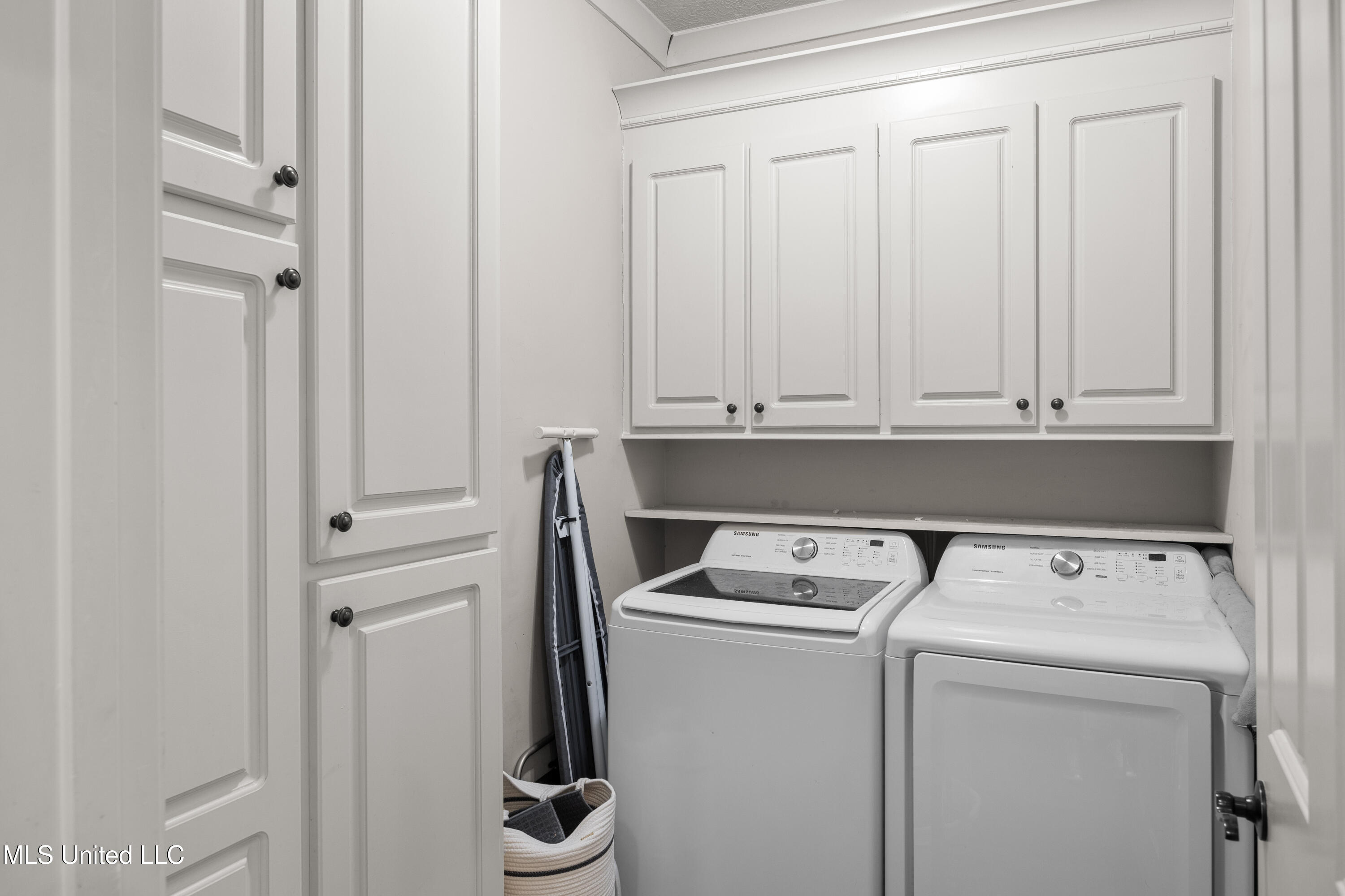 531 Willow Valley Circle Property Photo 13