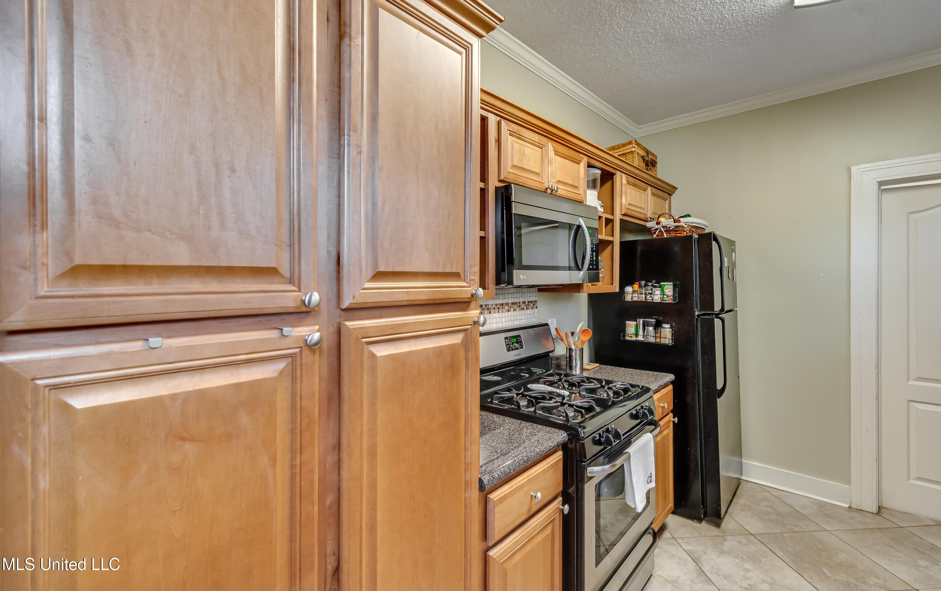 3935 Greaves Street Property Photo 23