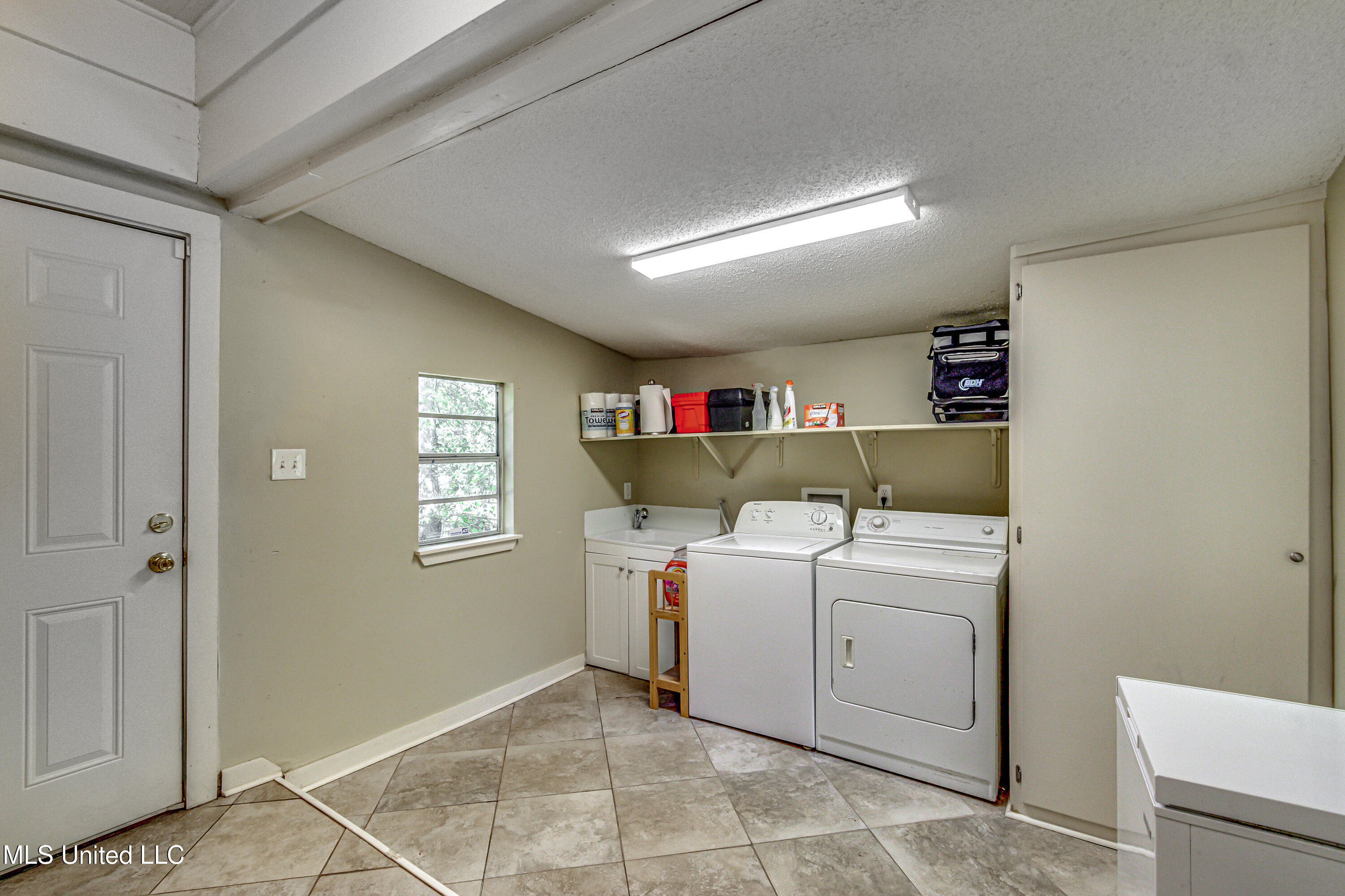 3935 Greaves Street Property Photo 48