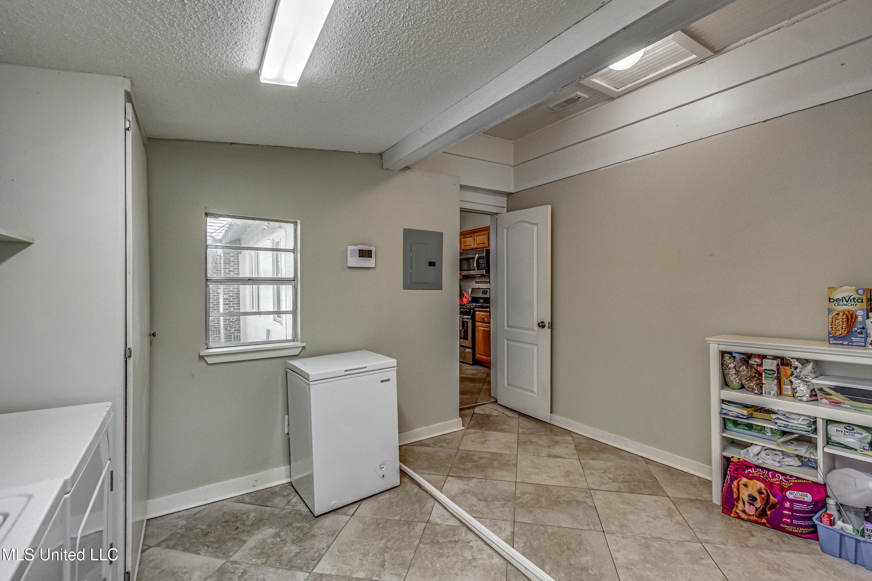 3935 Greaves Street Property Photo 50