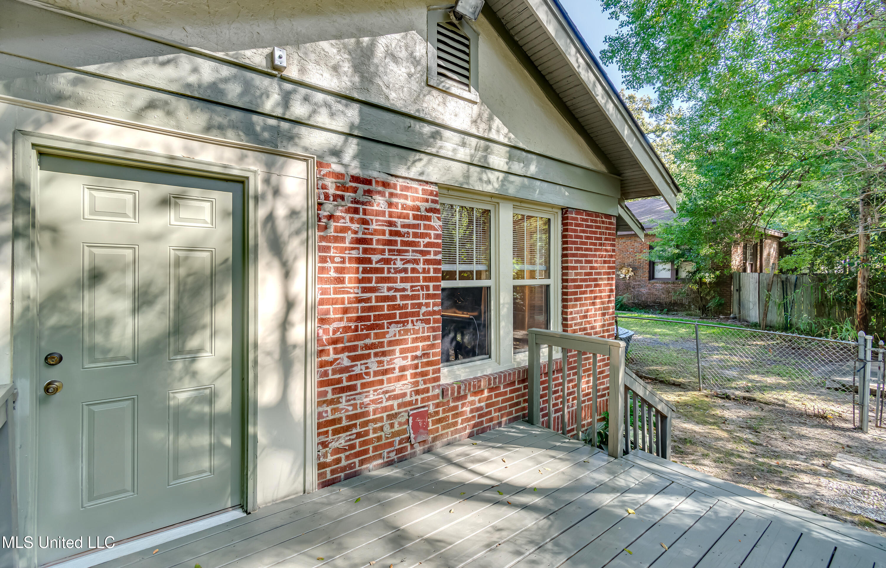 3935 Greaves Street Property Photo 54