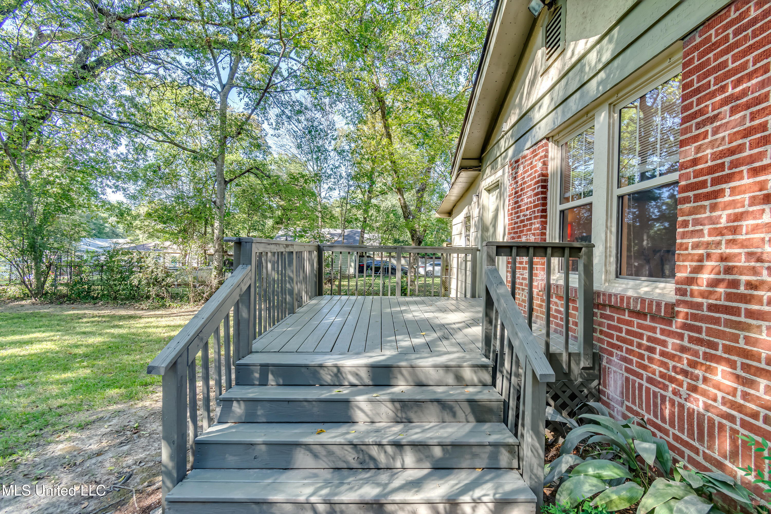 3935 Greaves Street Property Photo 56