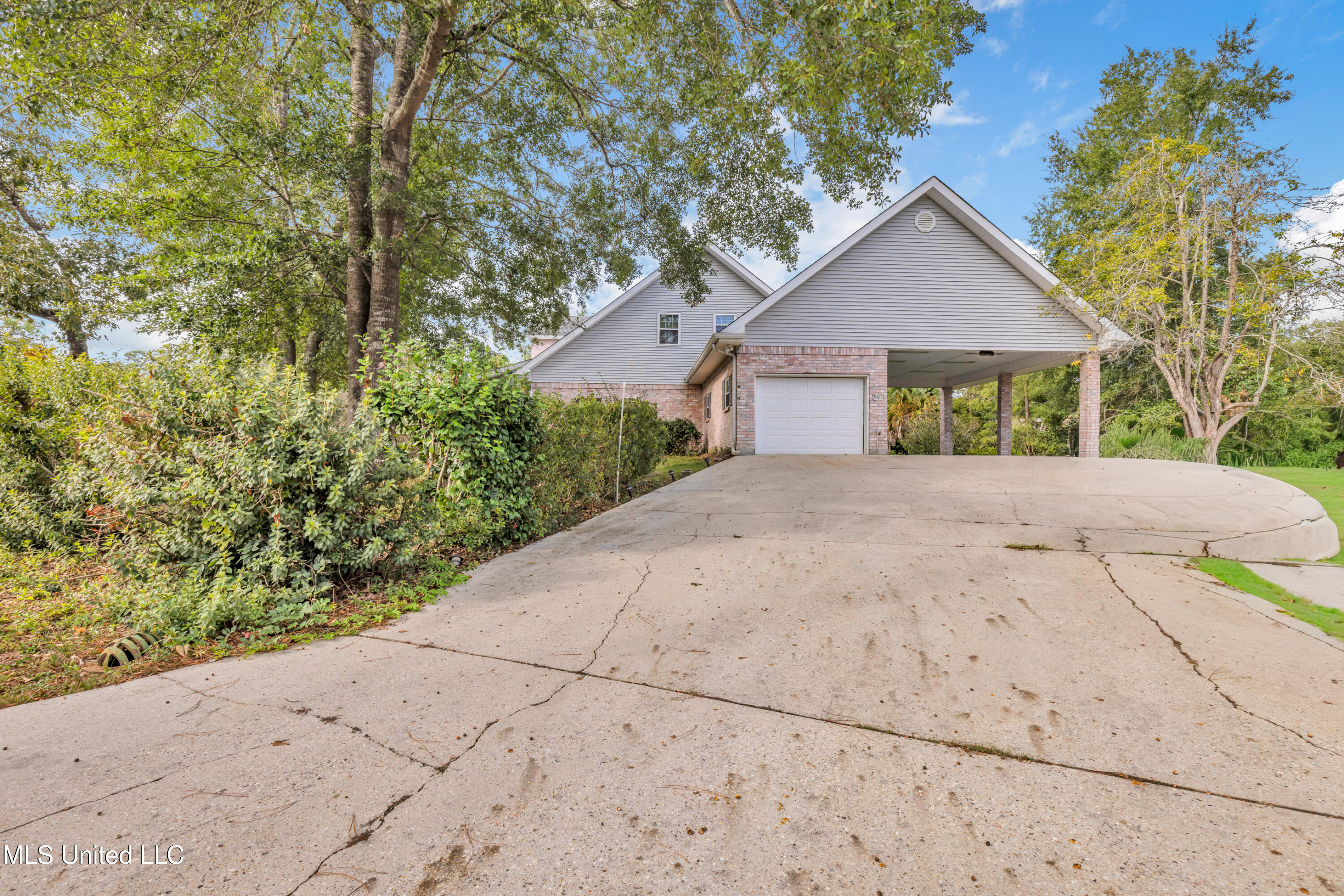 79293 E Diamondhead Drive Property Photo 37