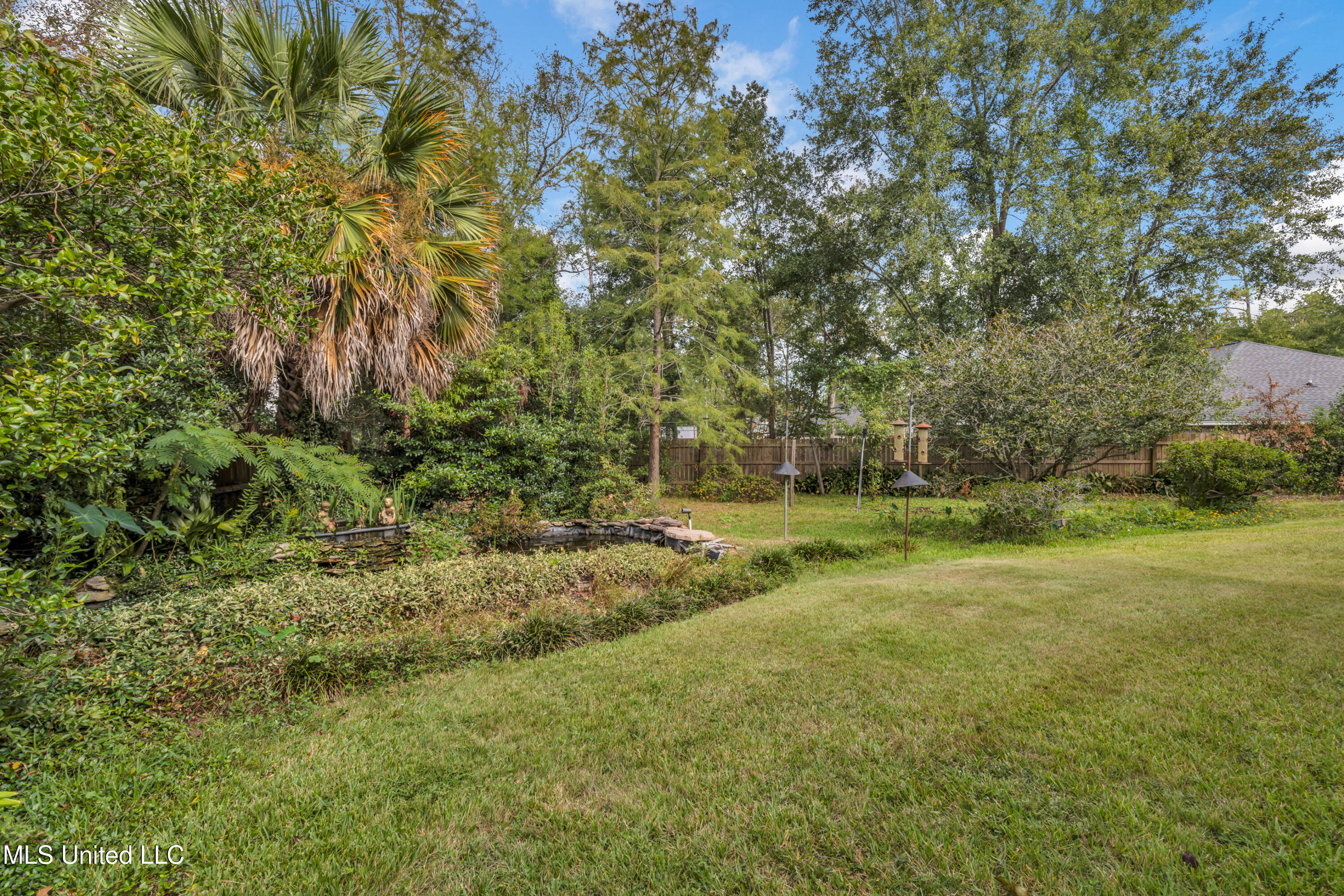 79293 E Diamondhead Drive Property Photo 43