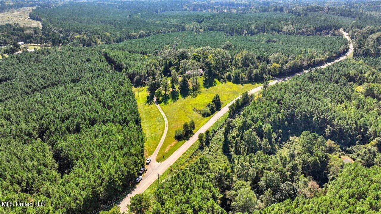2694 Highway 501 Property Photo 2