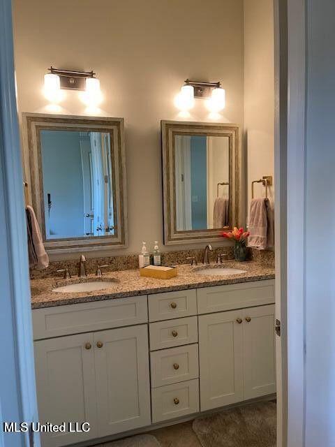 215 Greenbriar Loop Property Photo 43