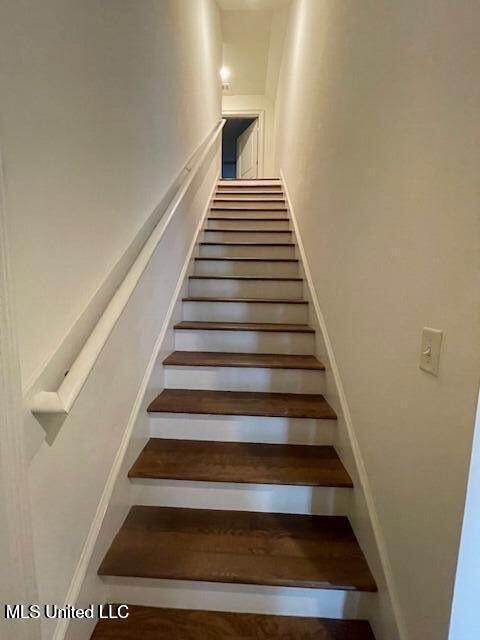 215 Greenbriar Loop Property Photo 56