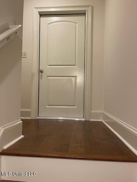 215 Greenbriar Loop Property Photo 57