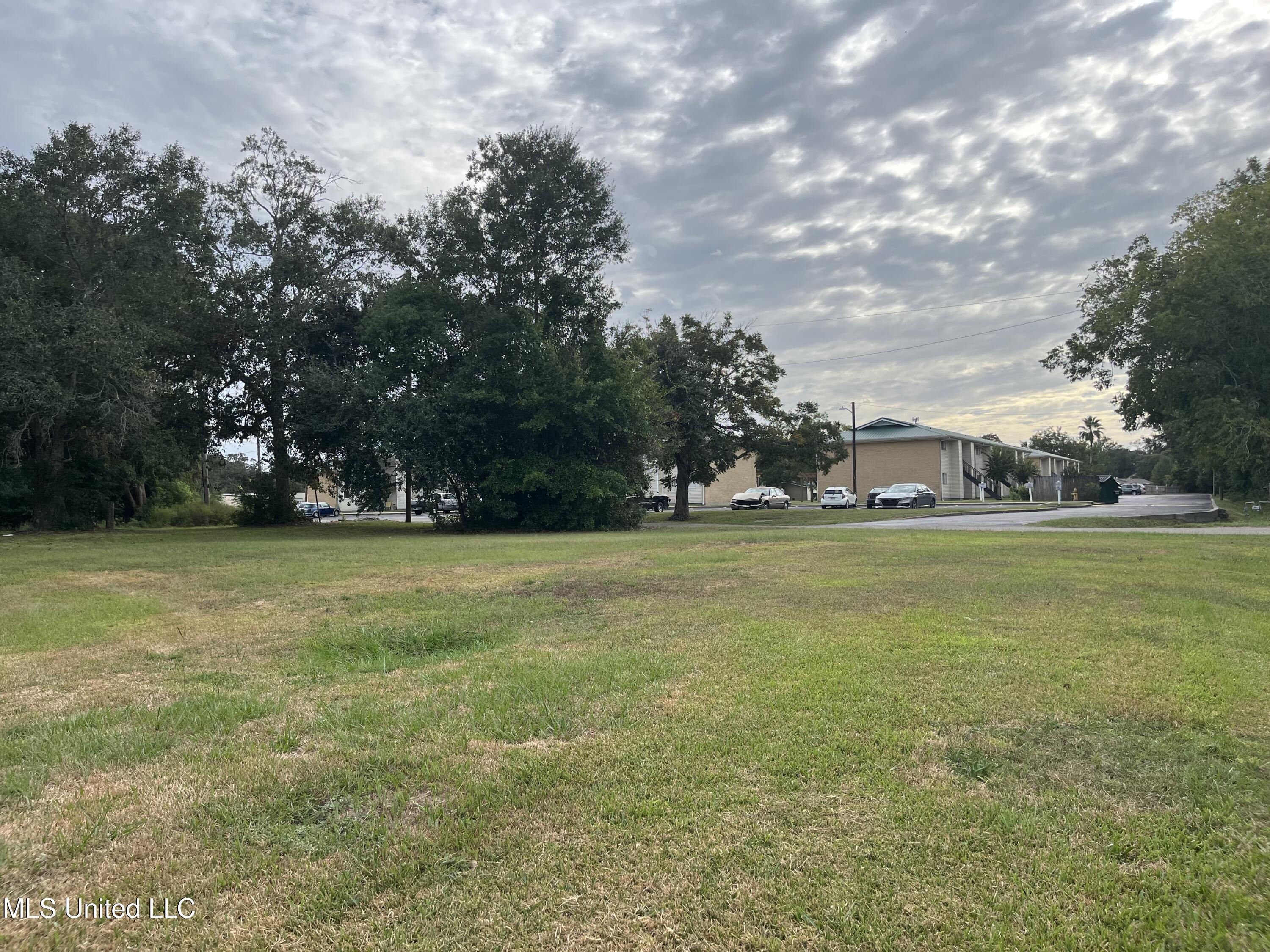 226 Russell Street Property Photo 3