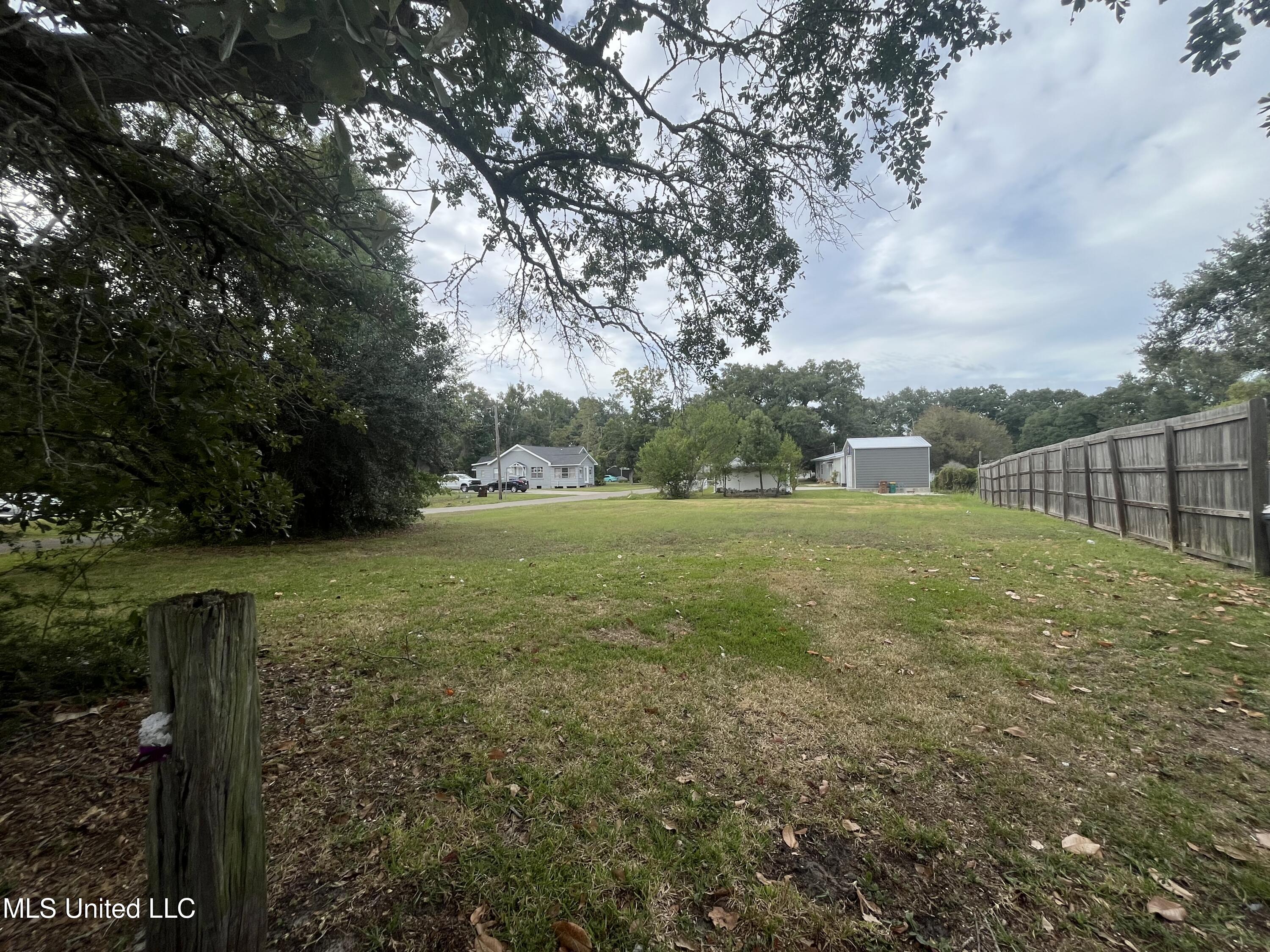 226 Russell Street Property Photo 5