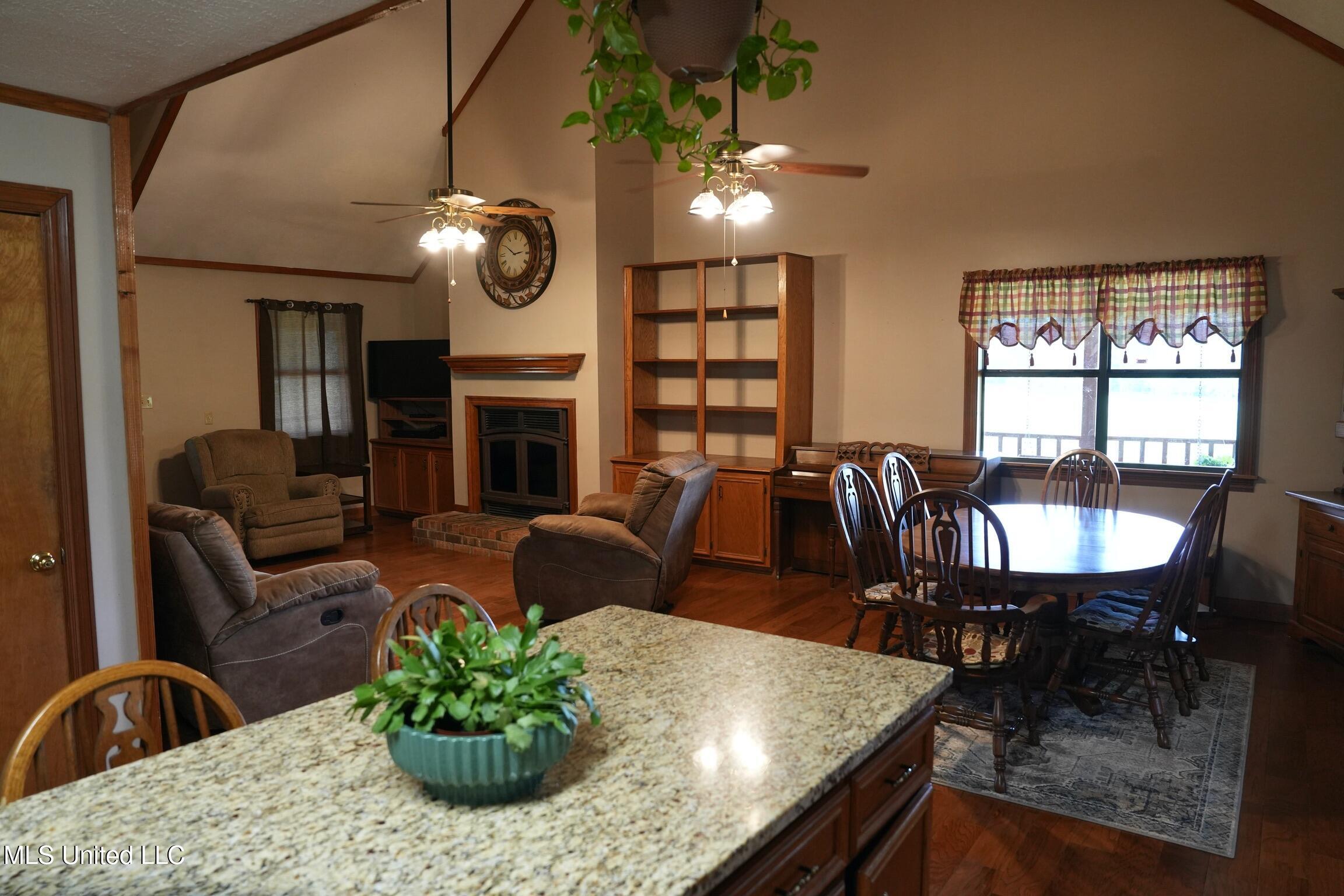 1074 Midway Odom Road Road Property Photo 29