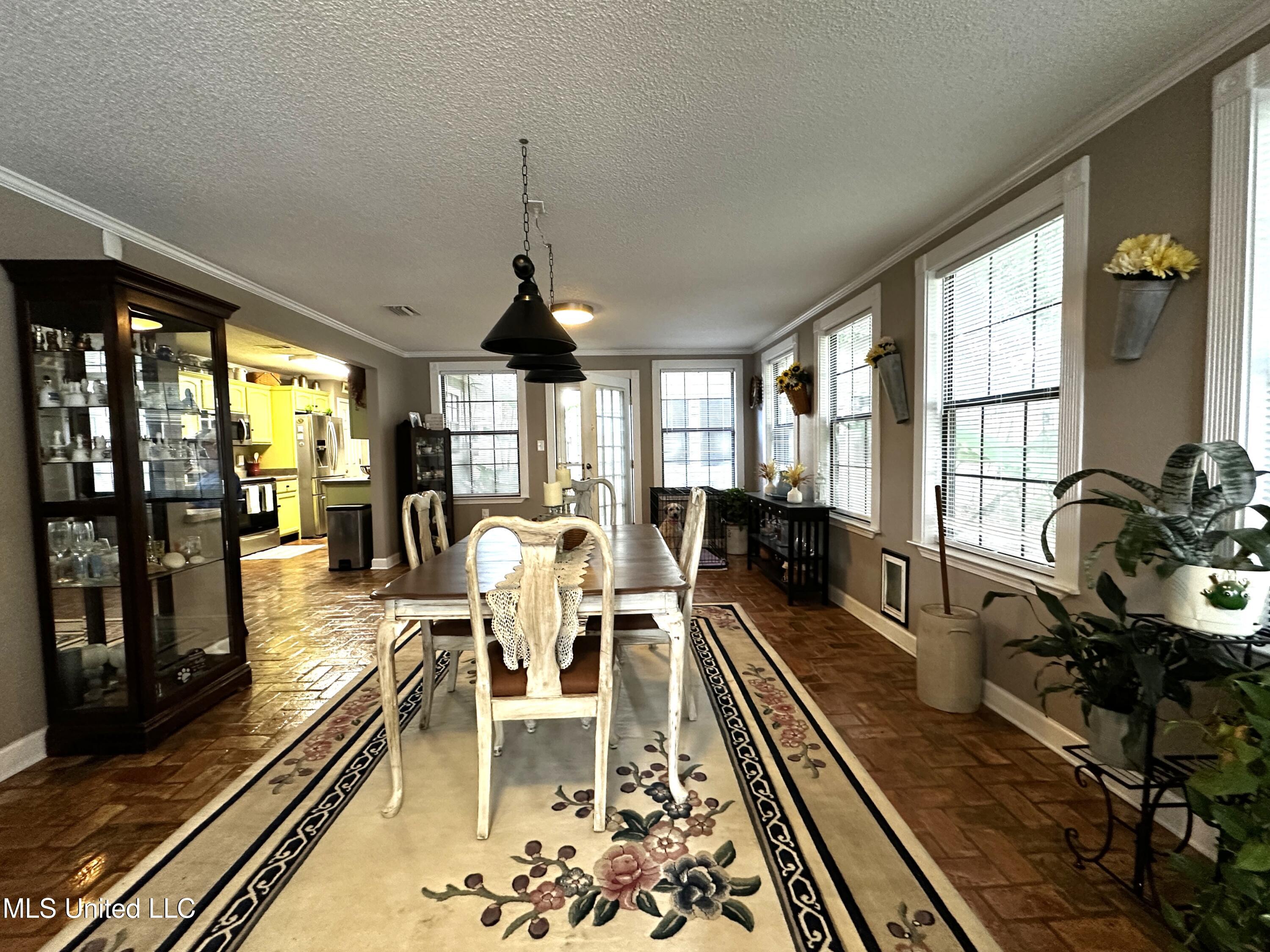 3604 Mercier Drive Property Photo 10