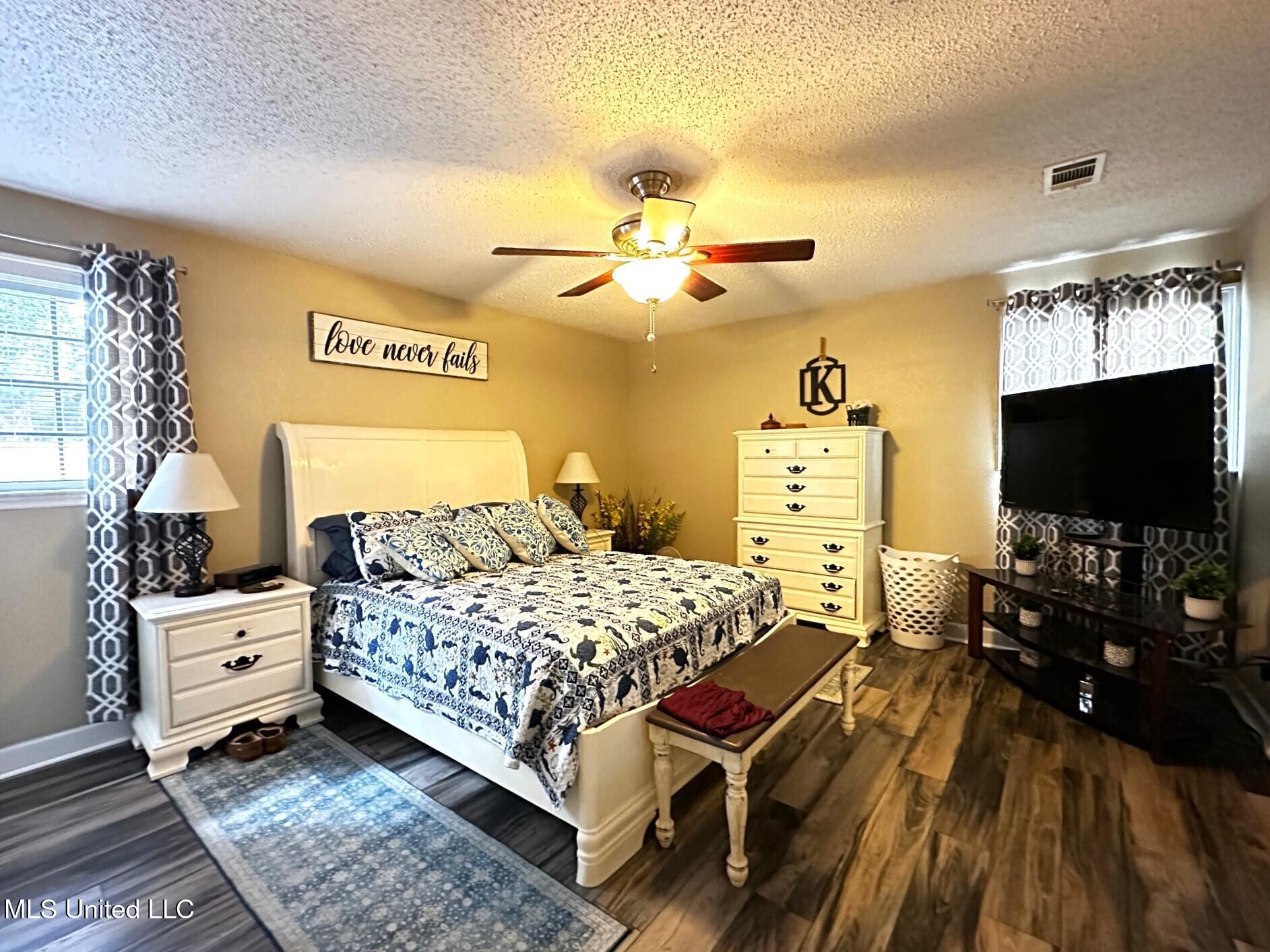 3604 Mercier Drive Property Photo 16