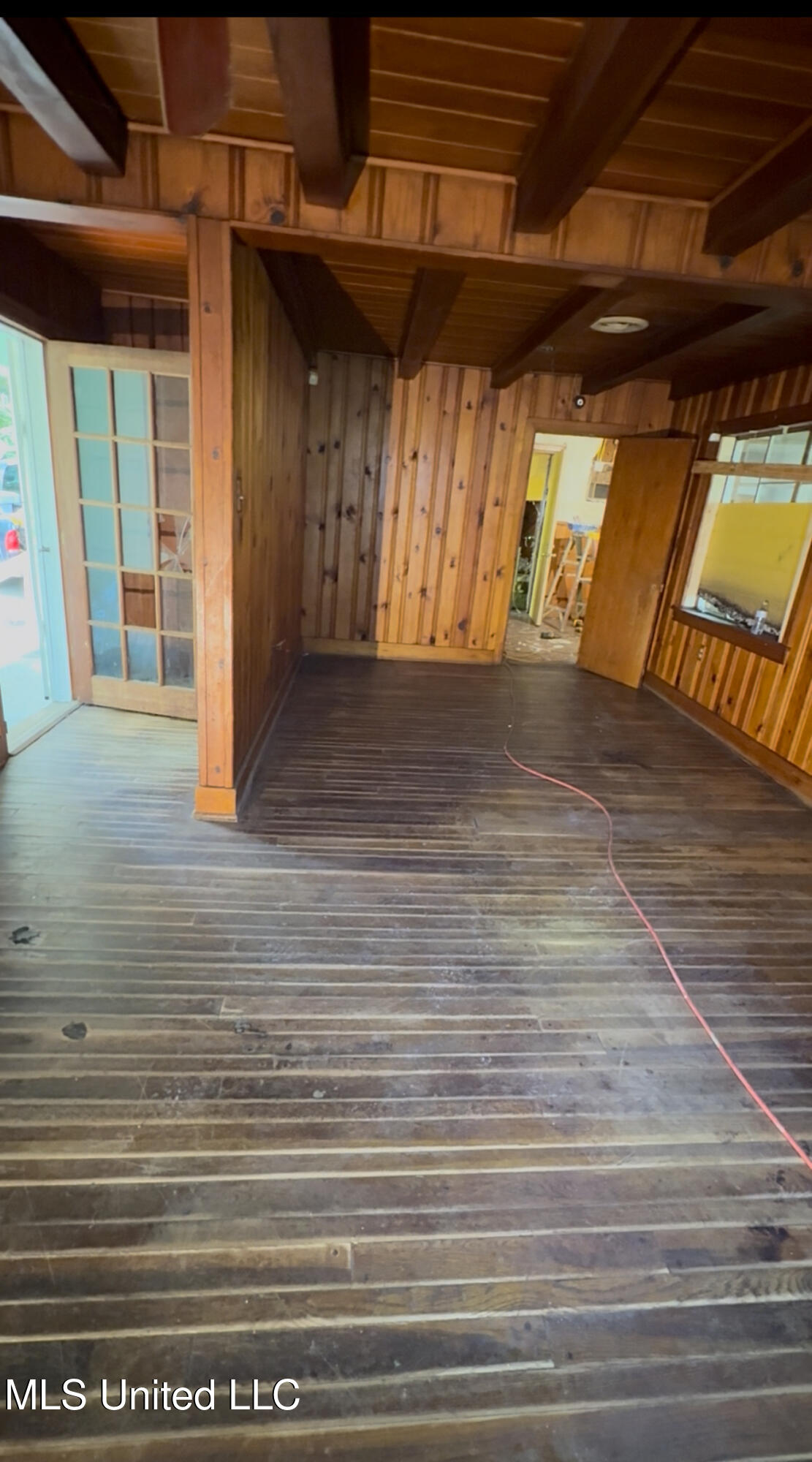 214 Melbourne Rd Road Property Photo 2