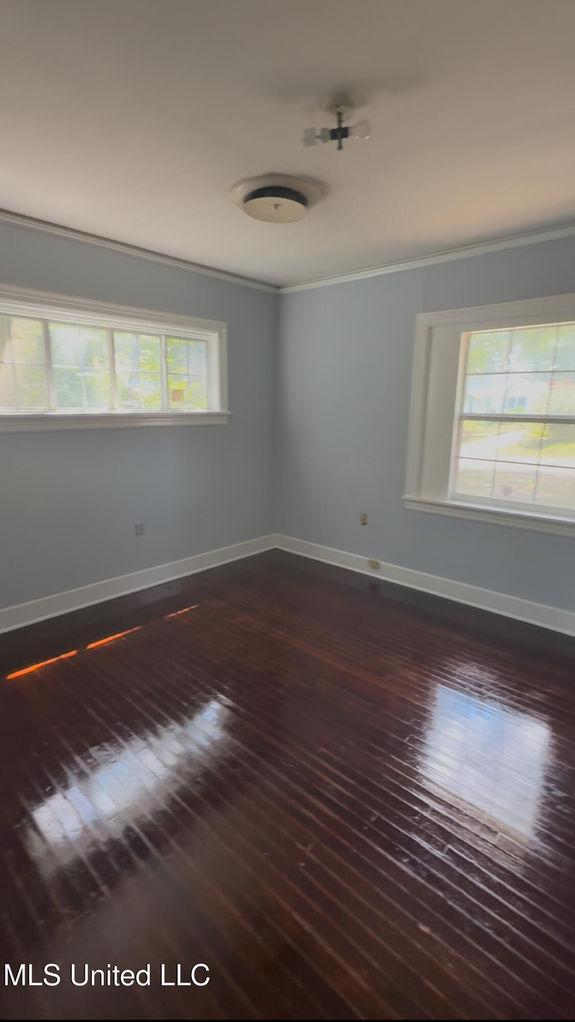 214 Melbourne Rd Road Property Photo 9