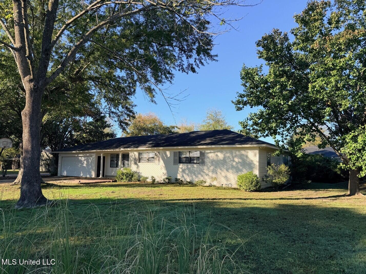 700 Ninth Avenue Property Photo 1