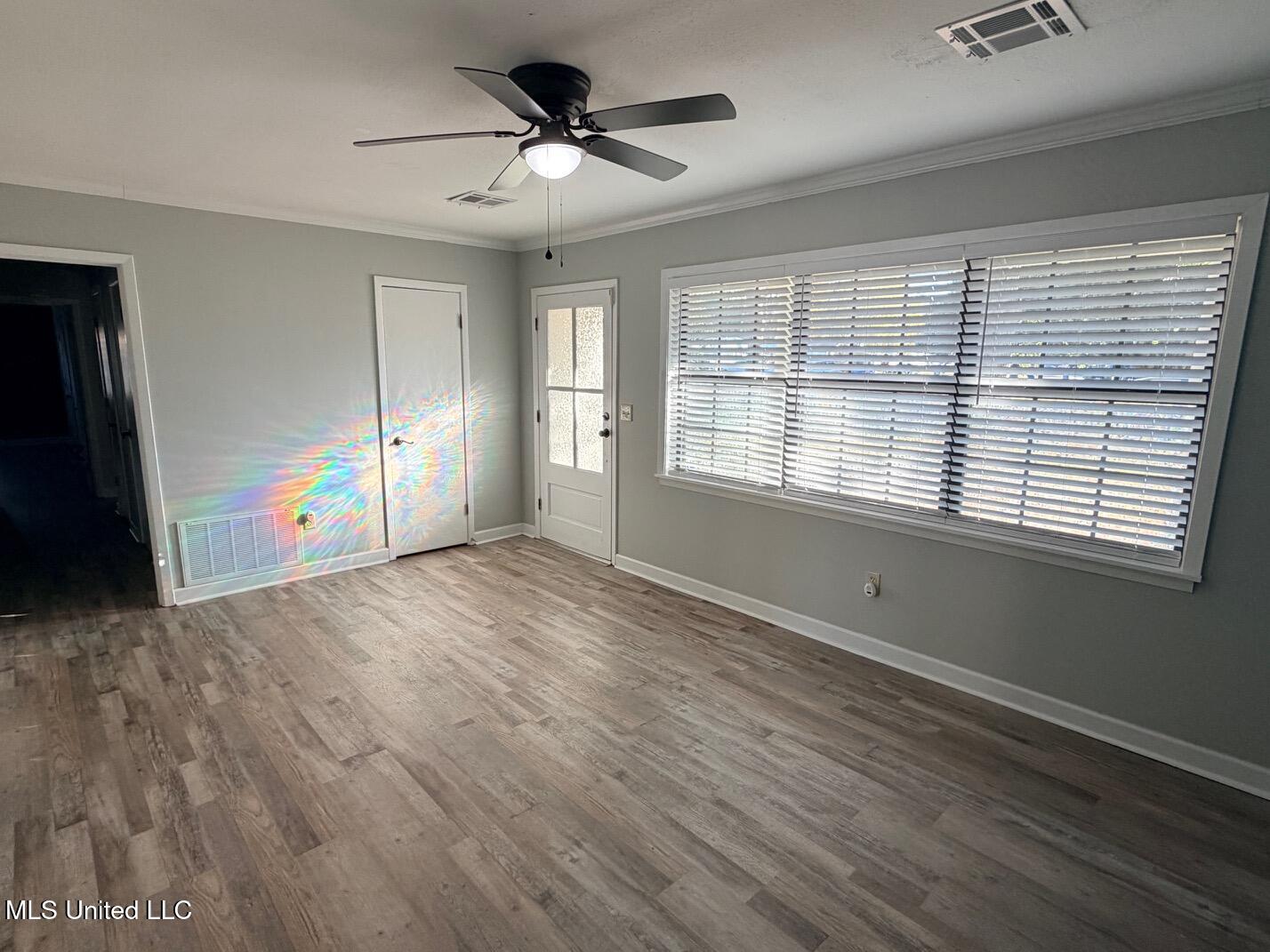 700 Ninth Avenue Property Photo 7