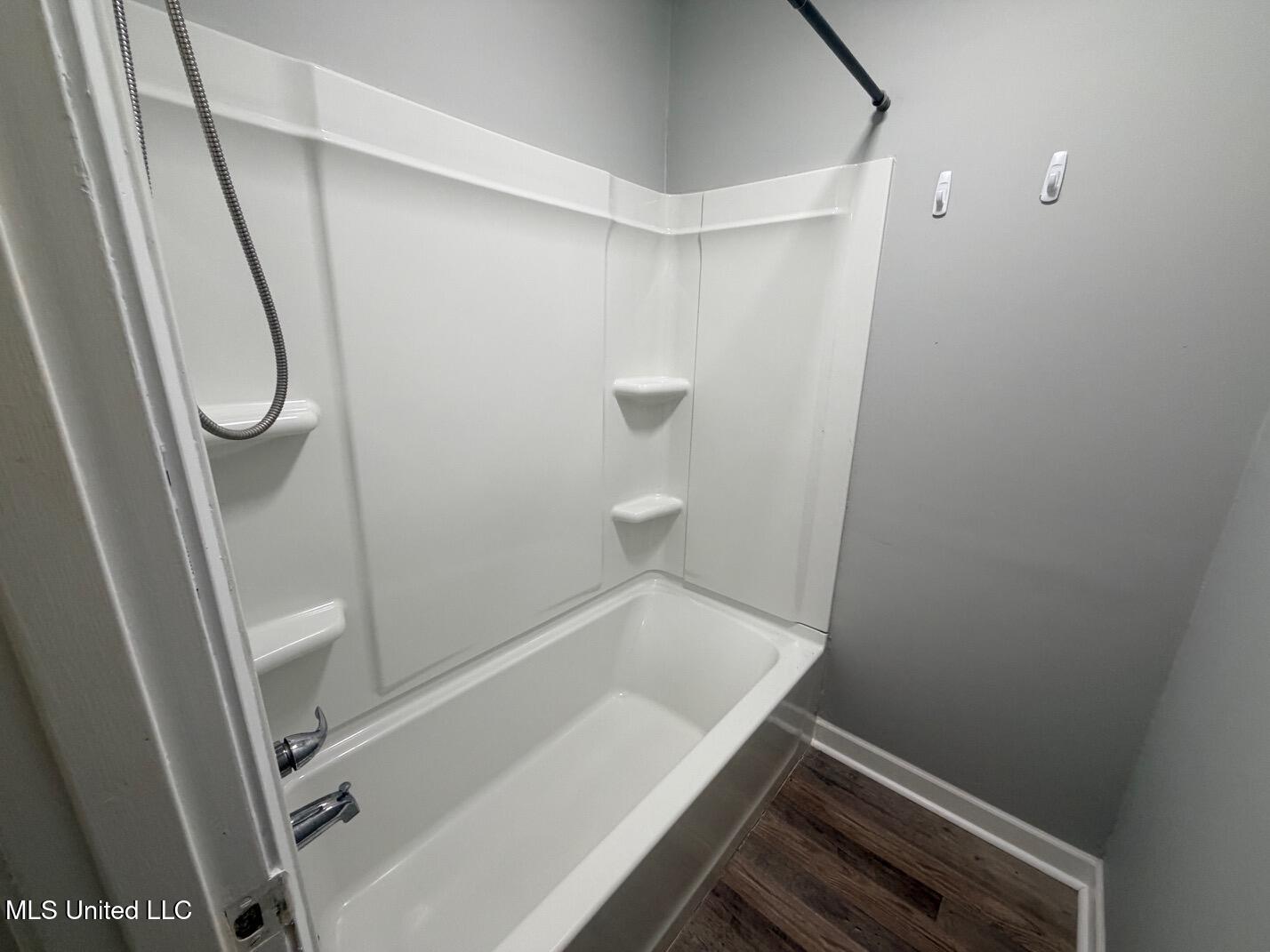 700 Ninth Avenue Property Photo 14